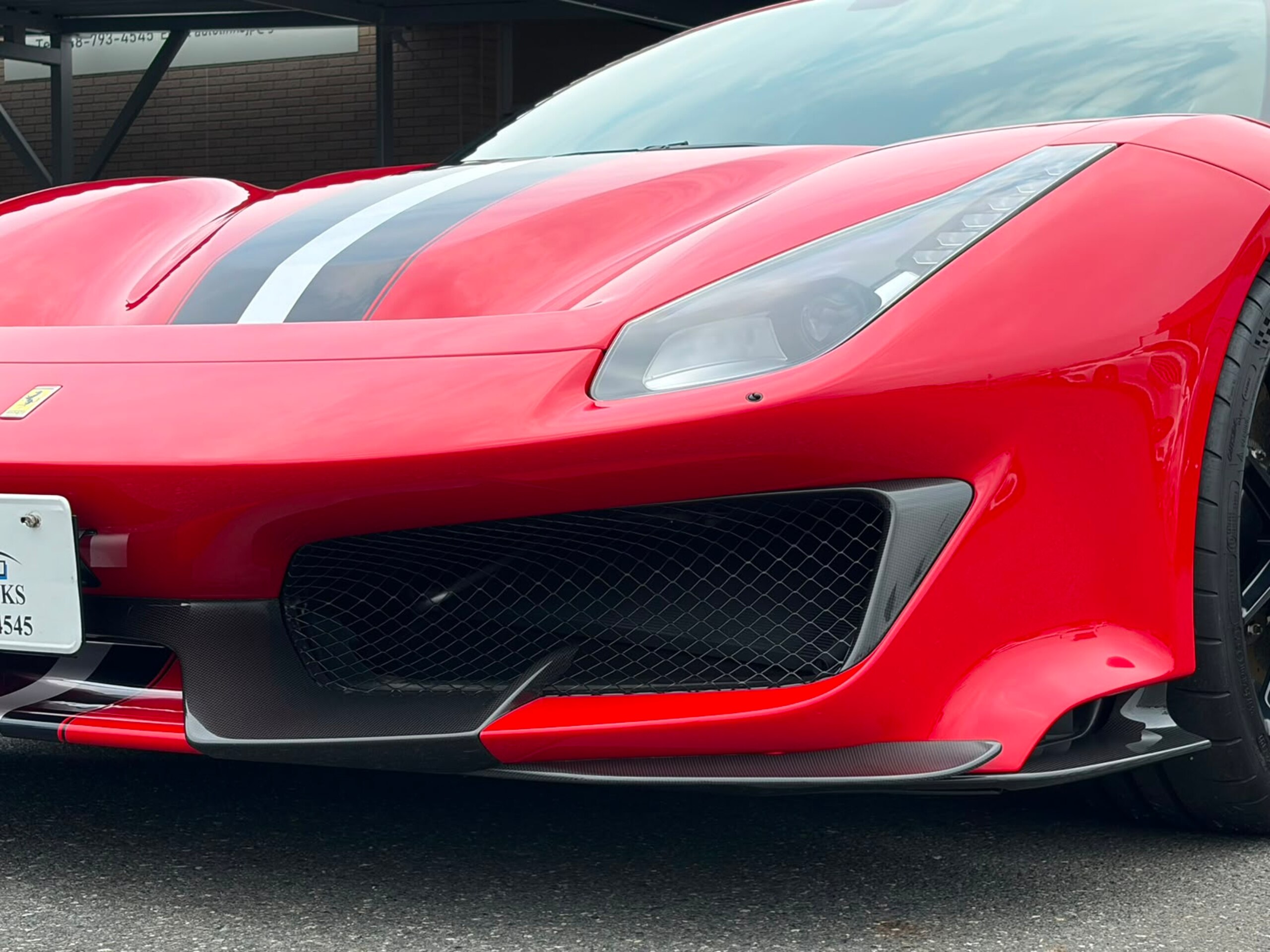 2019 Ferrari 488 Pista — Photo 11 / 44