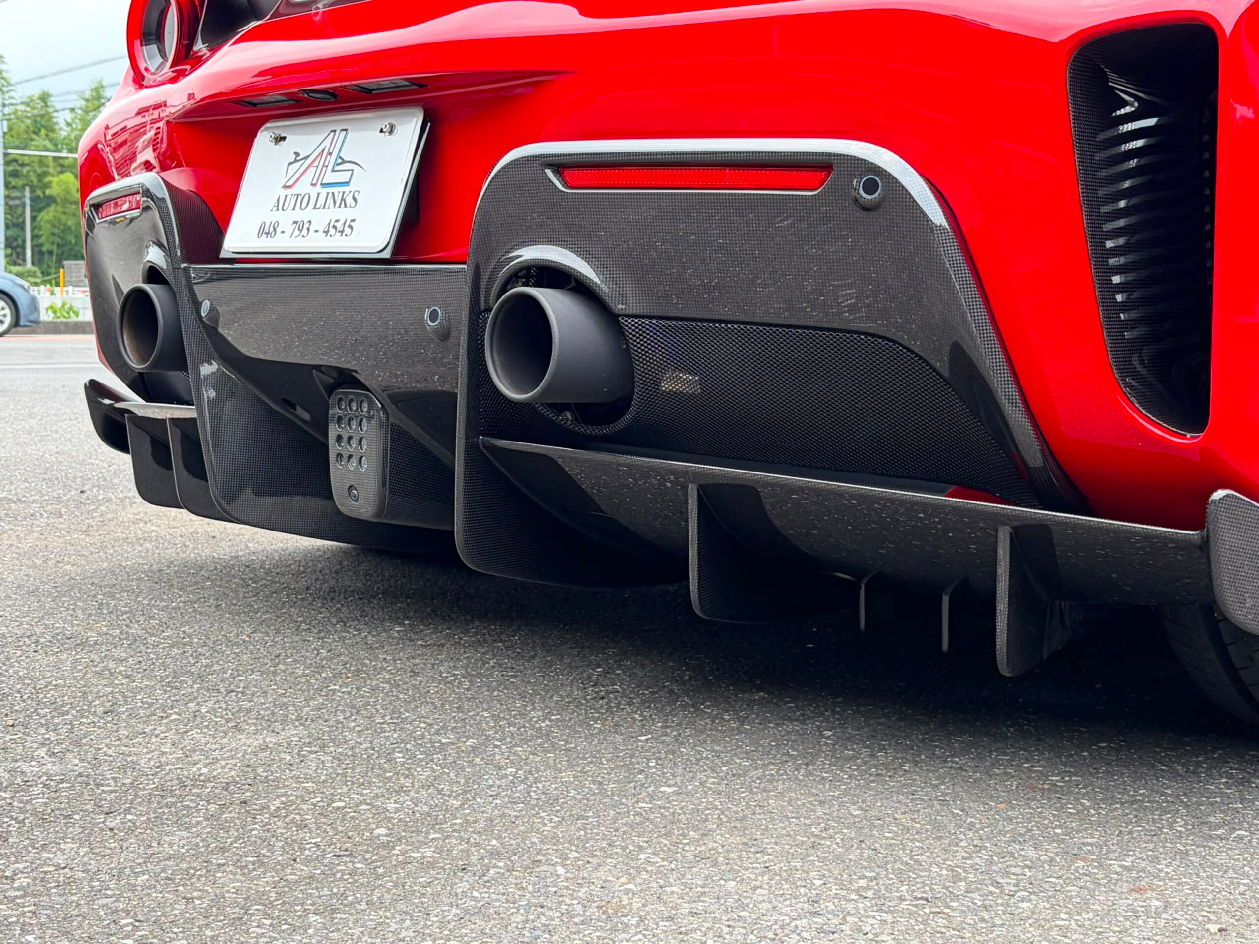 2019 Ferrari 488 Pista — Photo 18 / 44