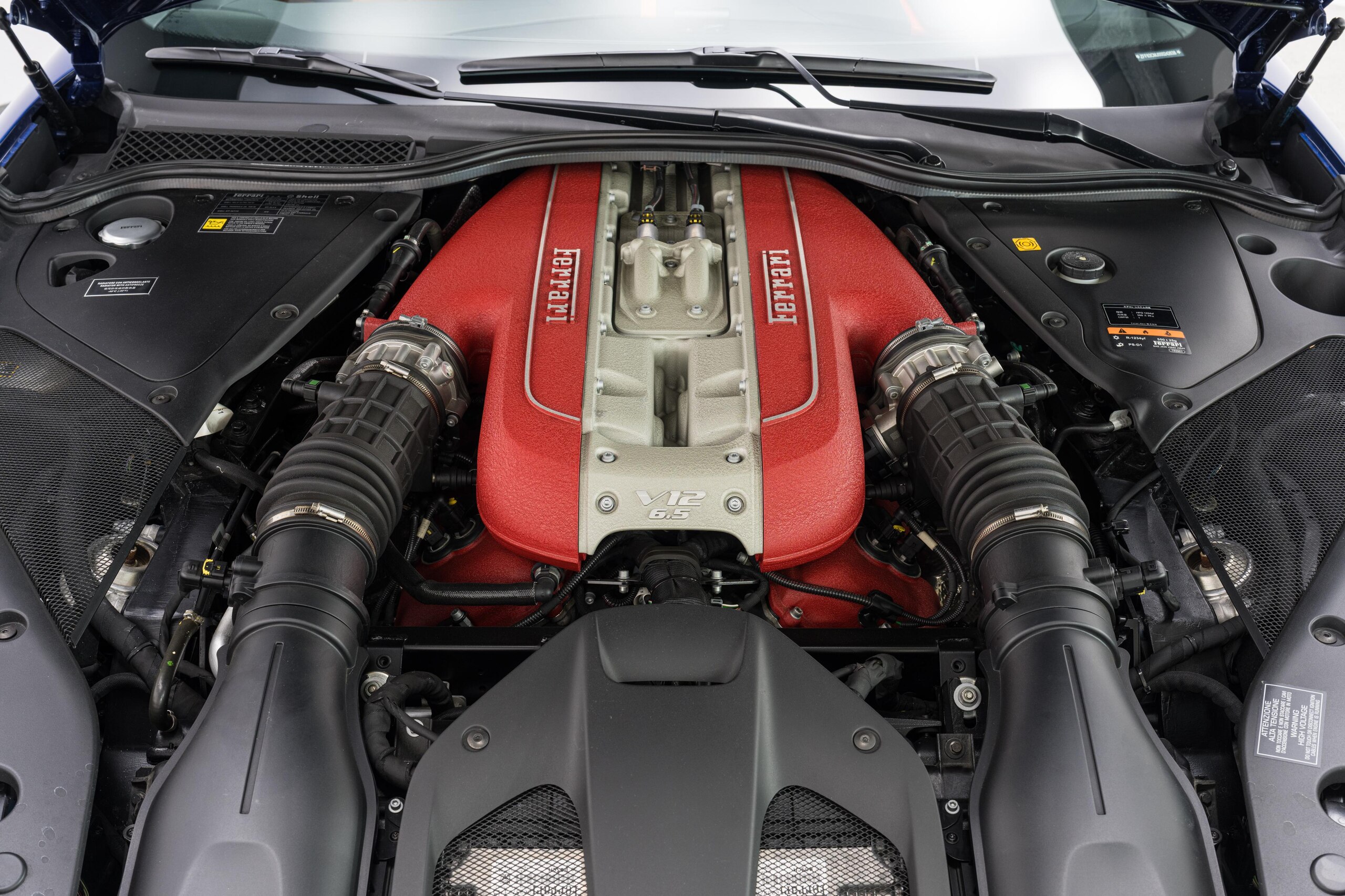 2019 Ferrari 812 Superfast — Photo 25 / 27