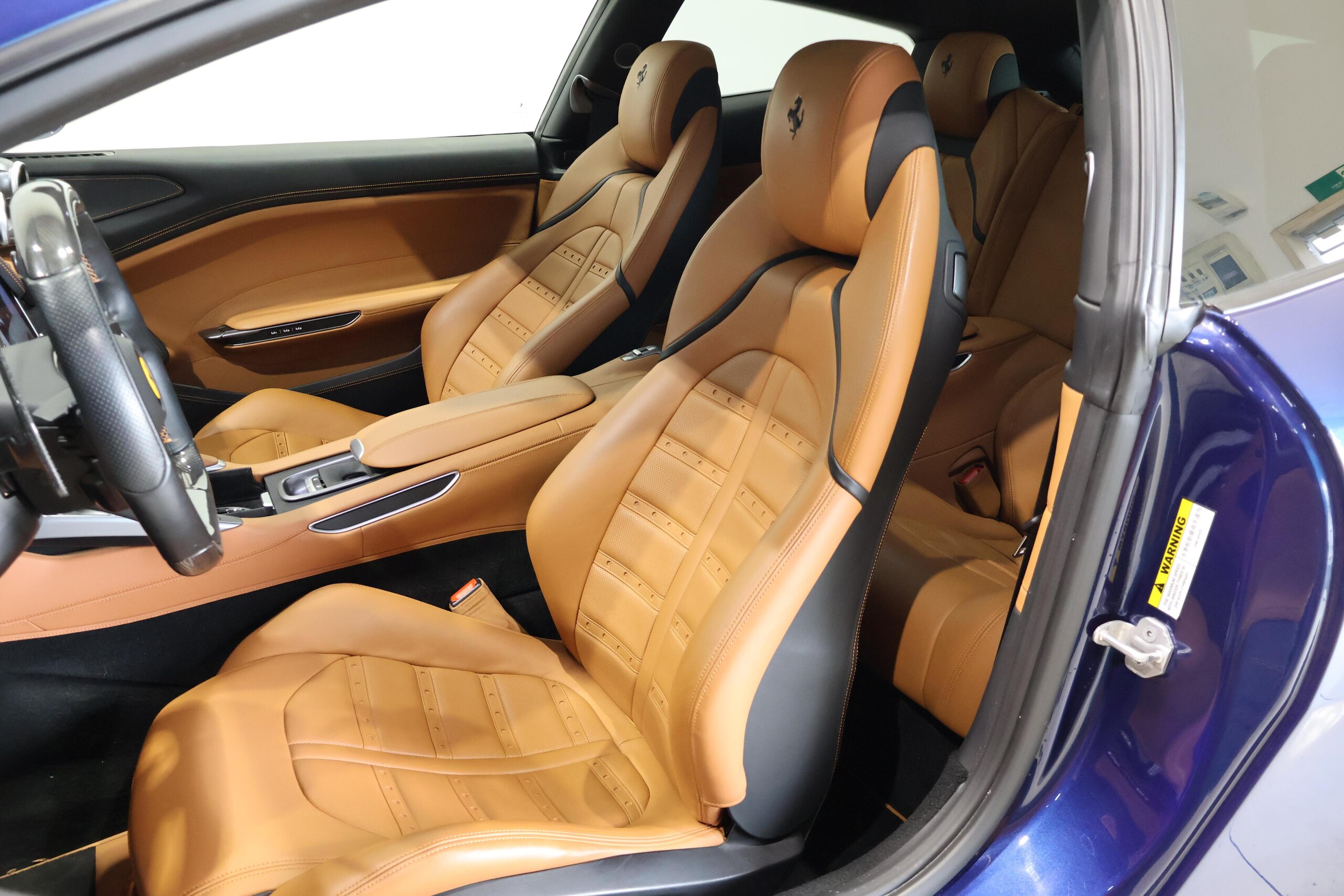 2019 Ferrari GTC4Lusso — Photo 15 / 45