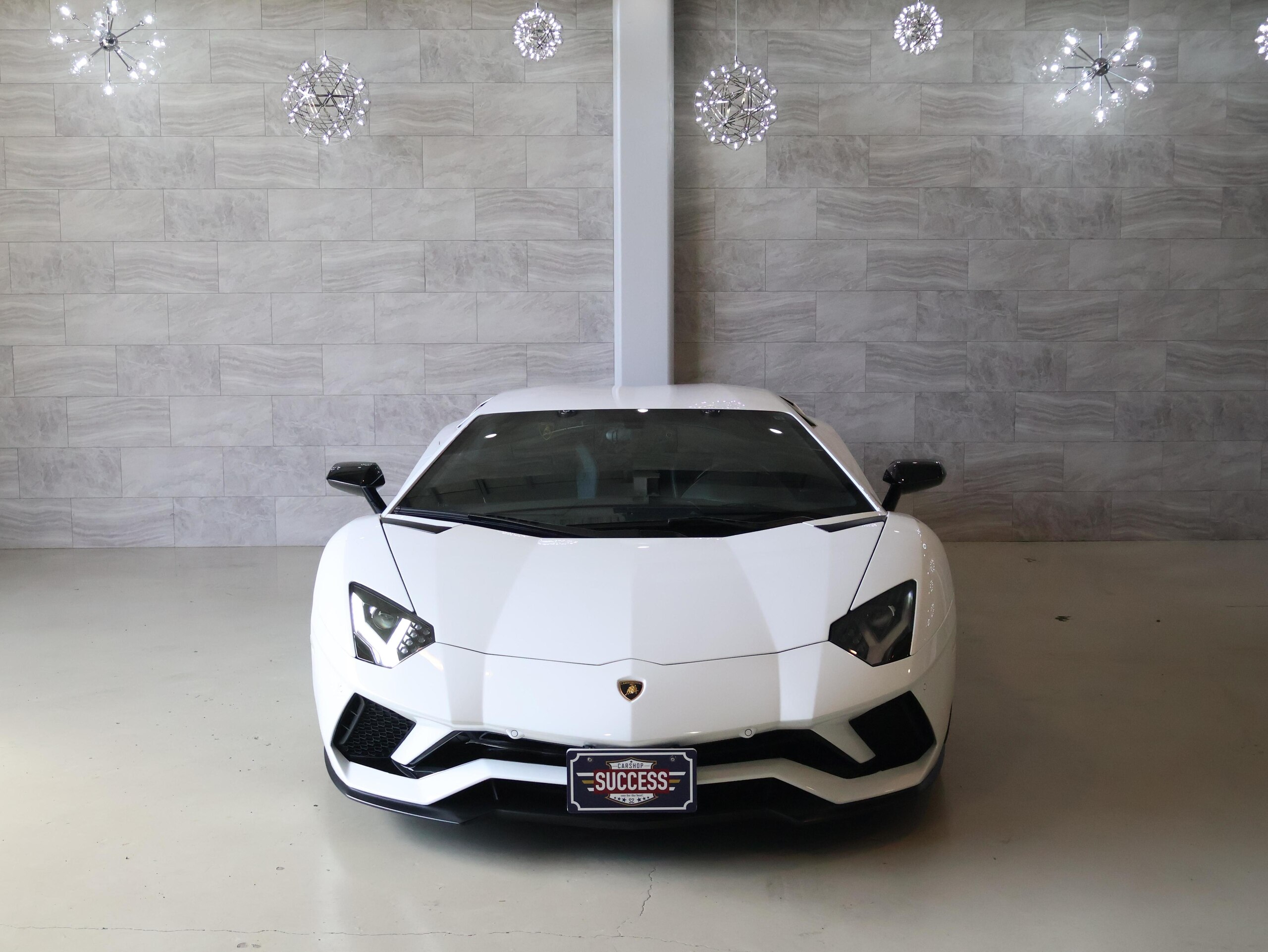 2019 Lamborghini Aventador S — Photo 13 / 73
