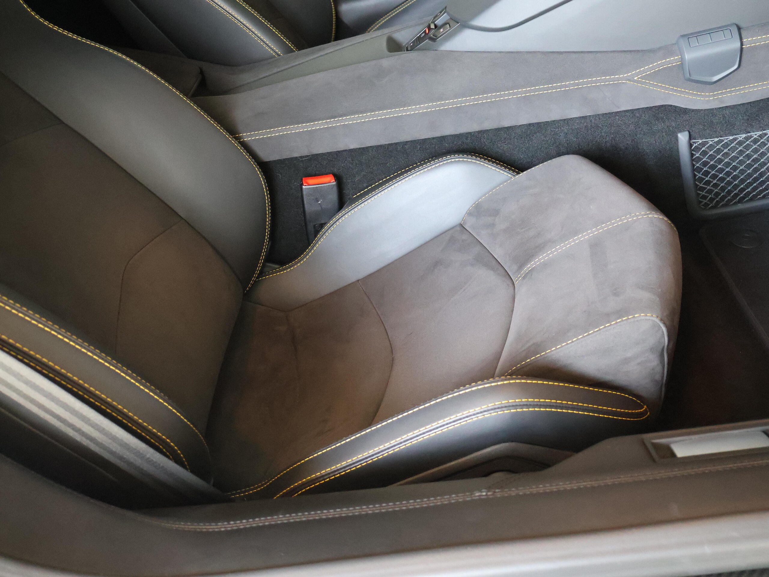 2019 Lamborghini Aventador S — Photo 29 / 73