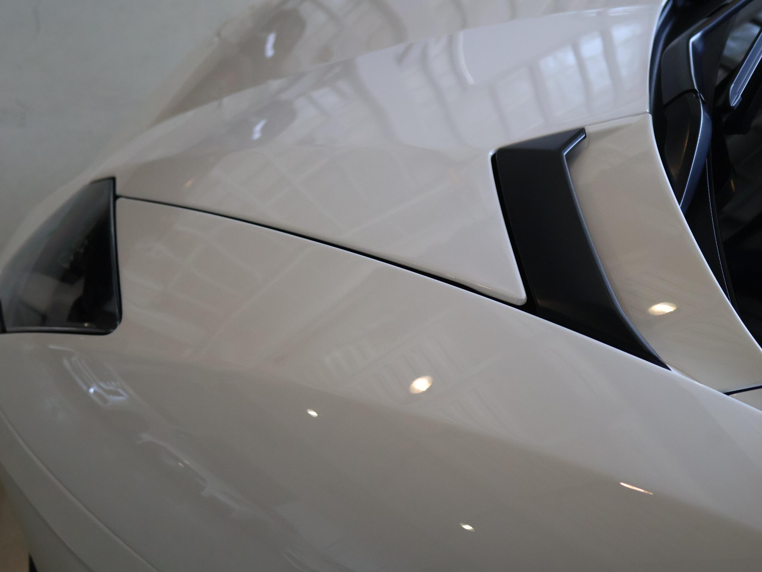2019 Lamborghini Aventador S — Photo 55 / 73