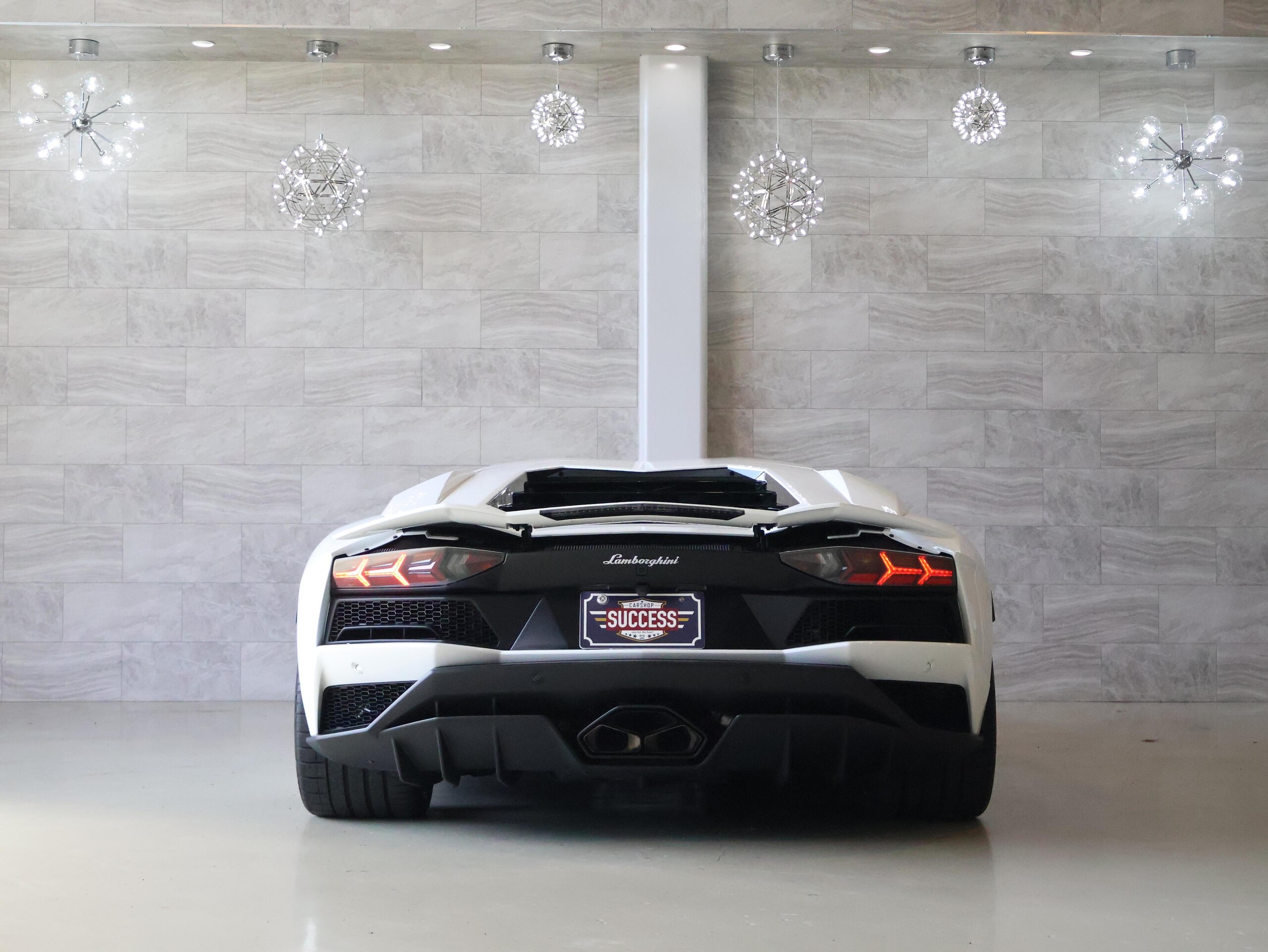 2019 Lamborghini Aventador S — Photo 61 / 73