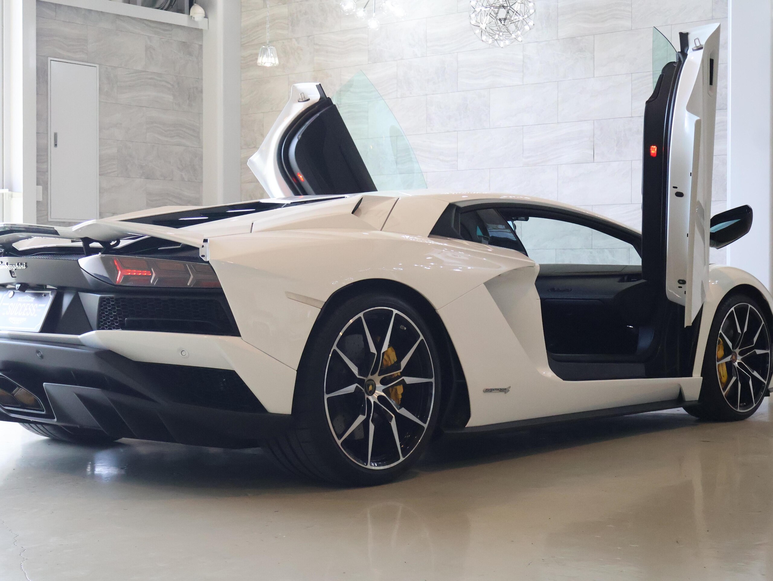 2019 Lamborghini Aventador S — Photo 62 / 73