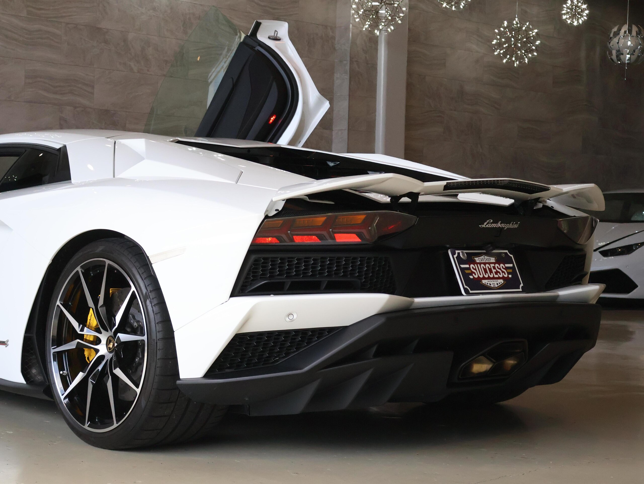 2019 Lamborghini Aventador S — Photo 67 / 73