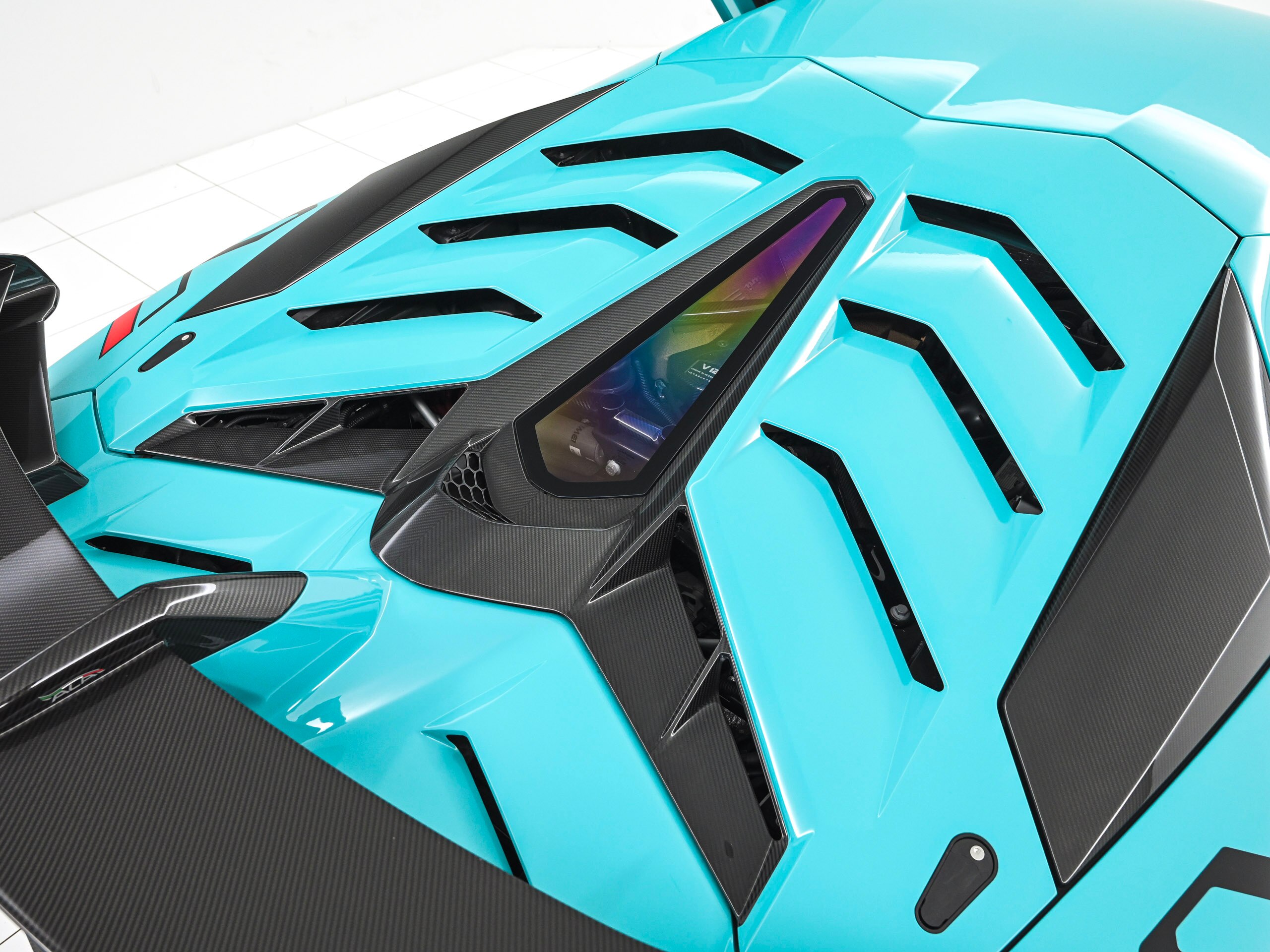 2019 Lamborghini Aventador SVJ — Photo 28 / 48