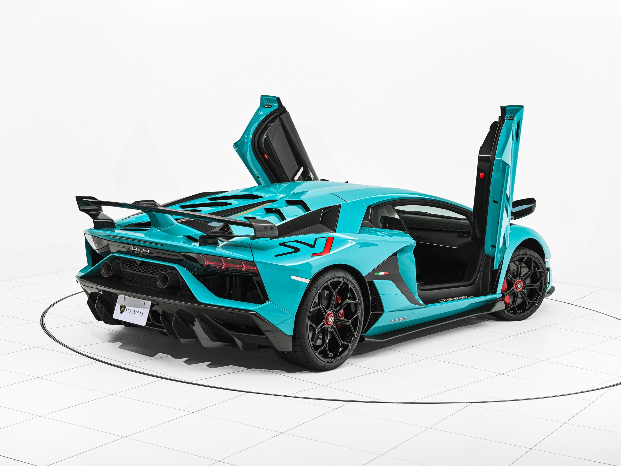 2019 Lamborghini Aventador SVJ — Photo 48 / 48