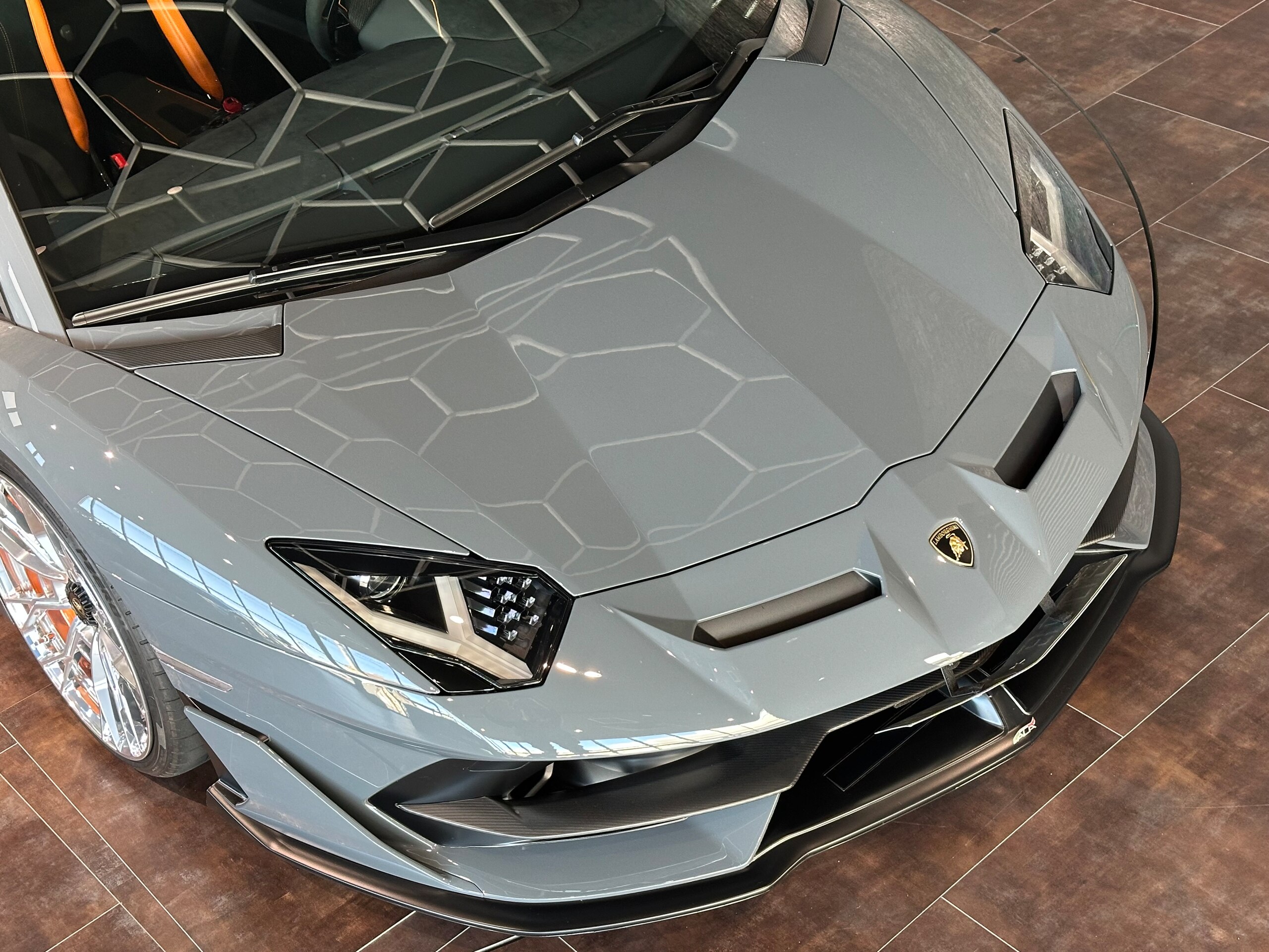 2019 Lamborghini Aventador SVJ — Photo 26 / 36