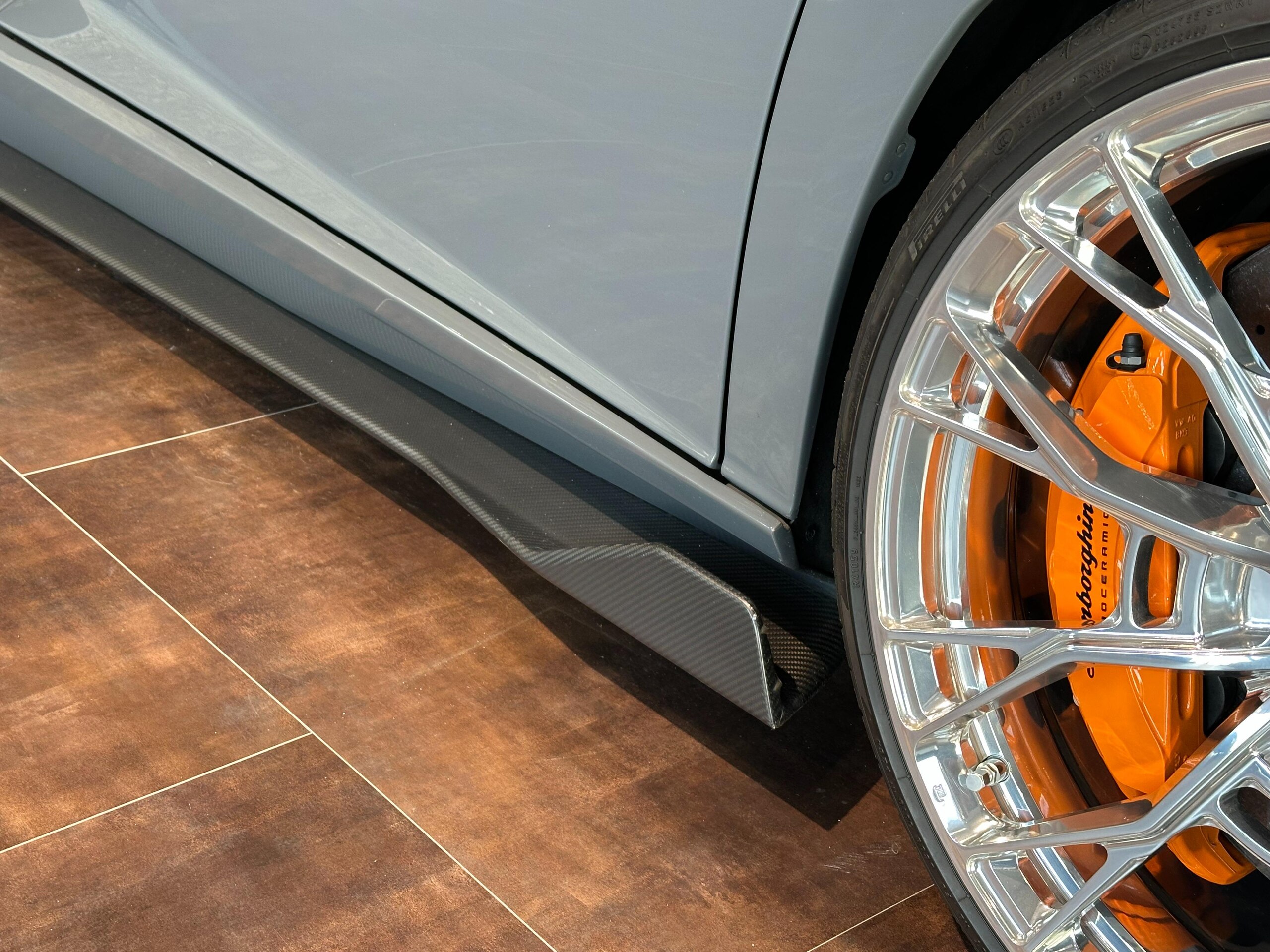 2019 Lamborghini Aventador SVJ — Photo 30 / 36