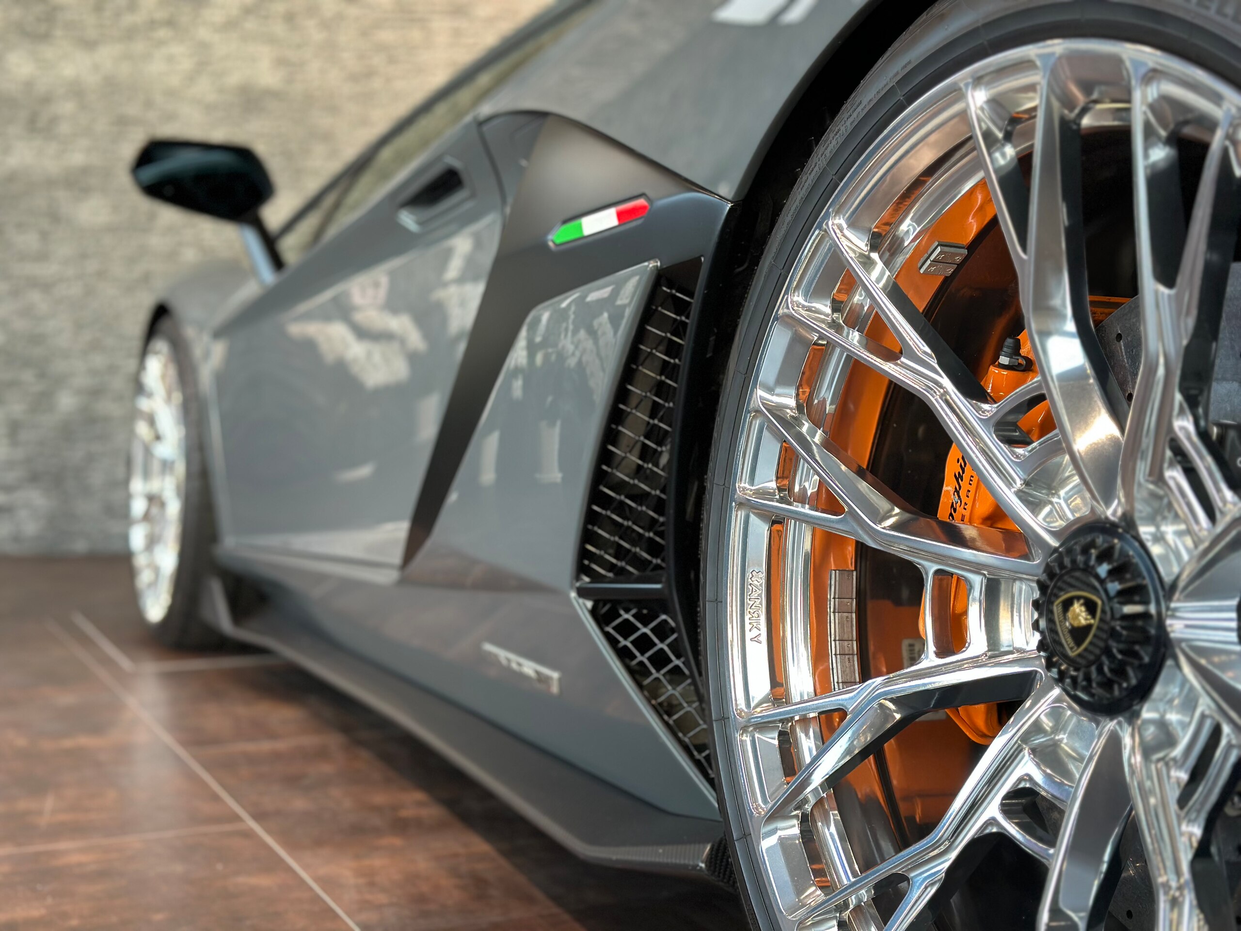 2019 Lamborghini Aventador SVJ — Photo 31 / 36