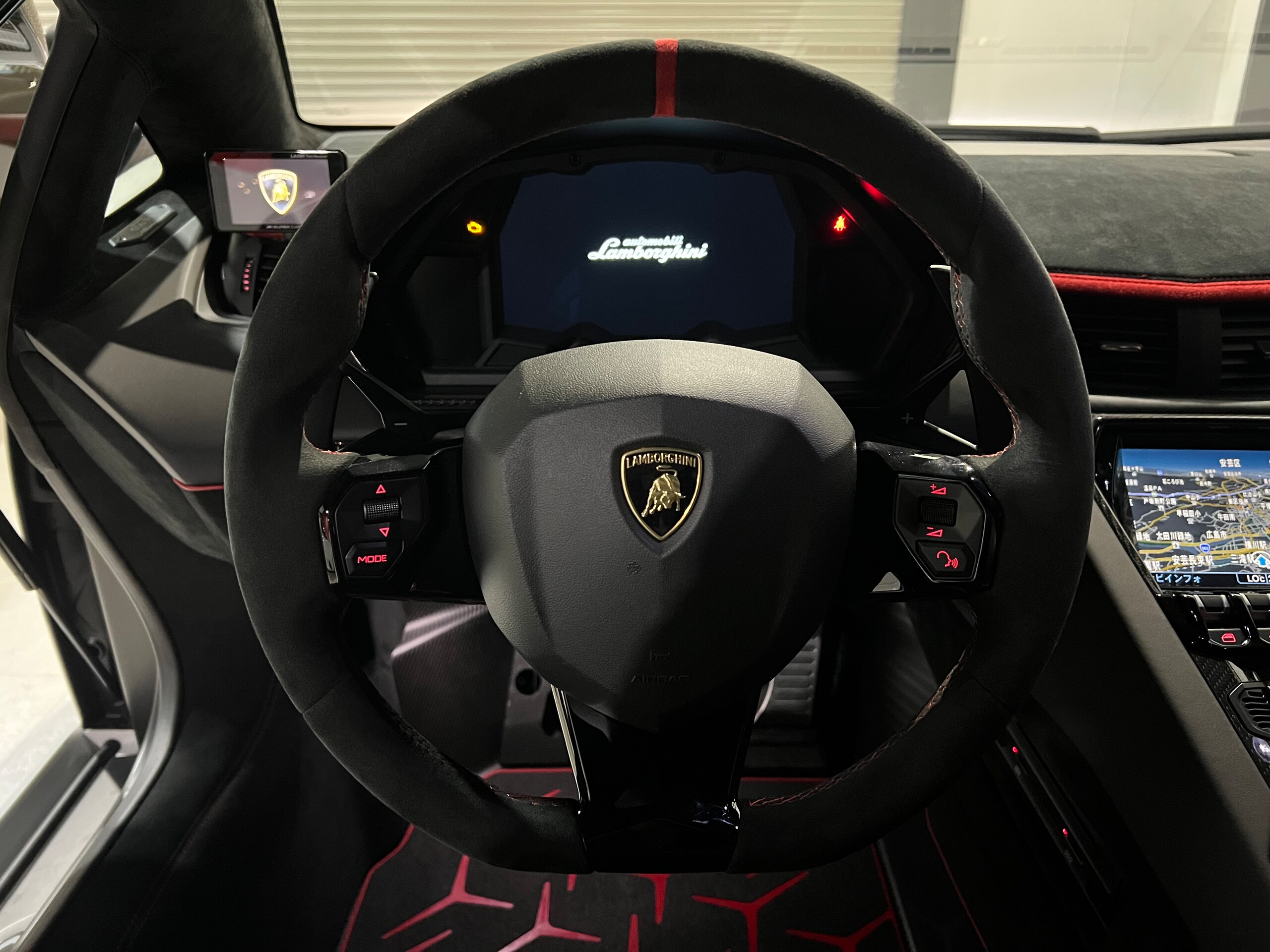 2019 Lamborghini Aventador SVJ — Photo 9 / 29