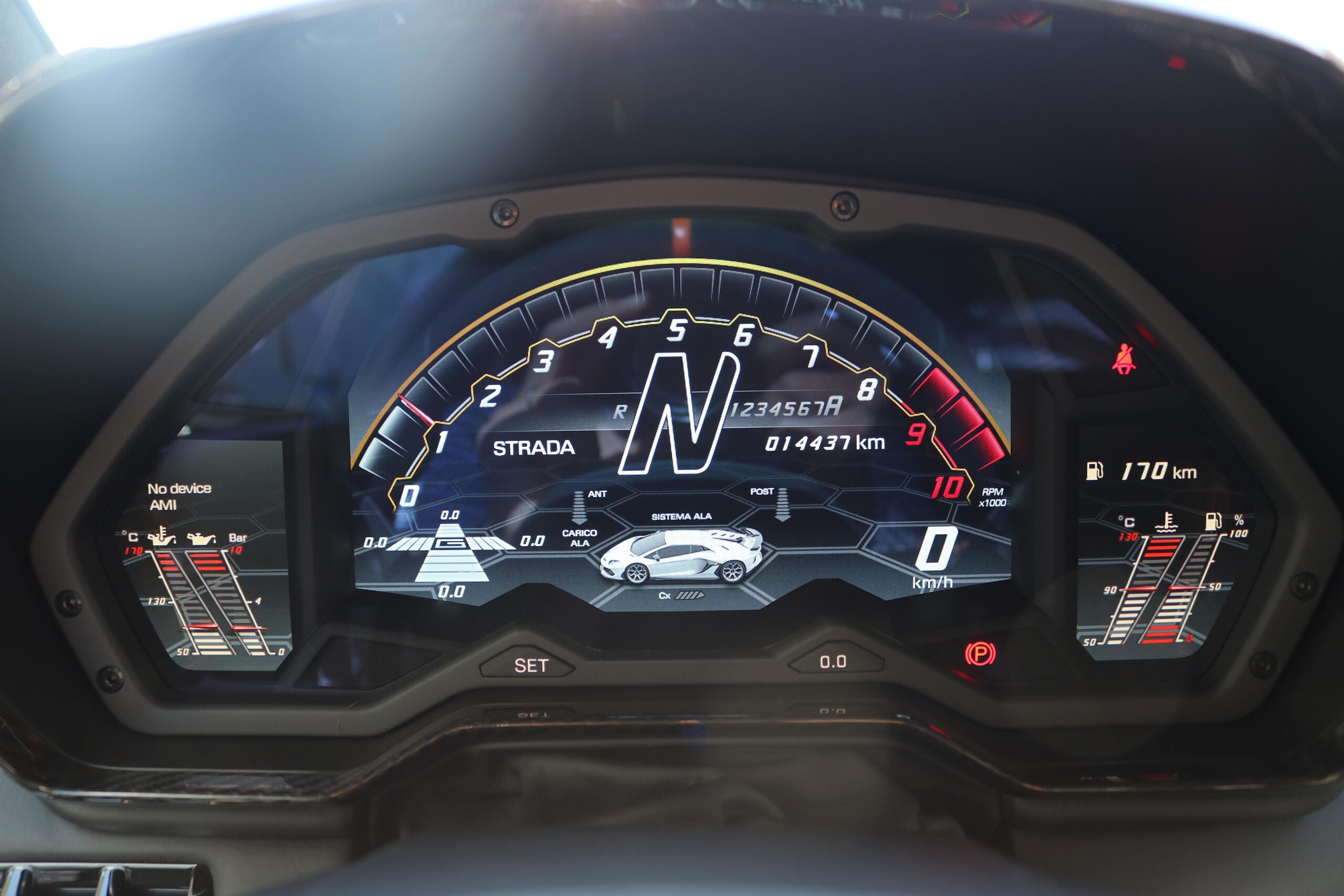 2019 Lamborghini Aventador SVJ — Photo 7 / 37