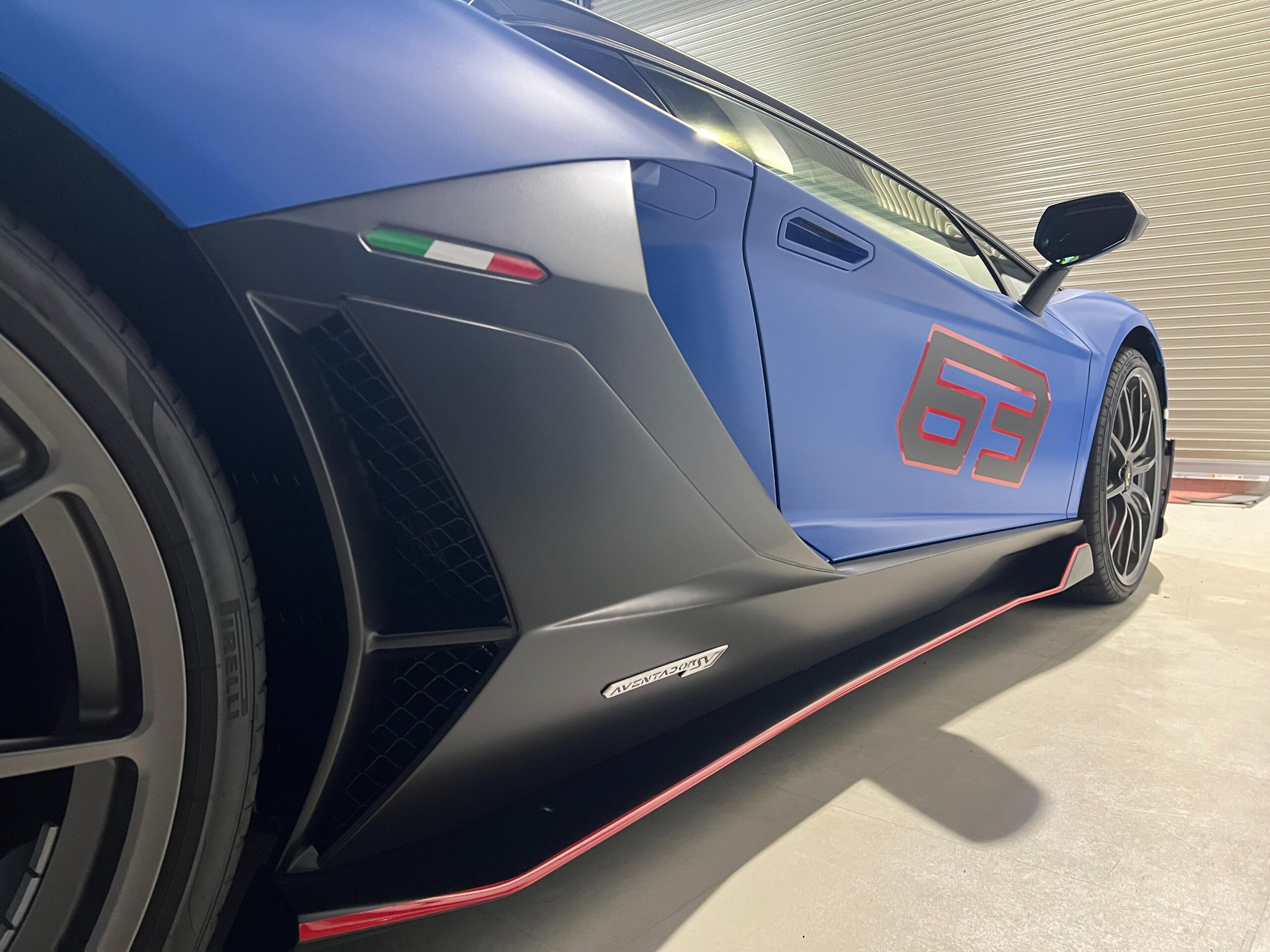 2019 Lamborghini Aventador SVJ — Photo 26 / 34