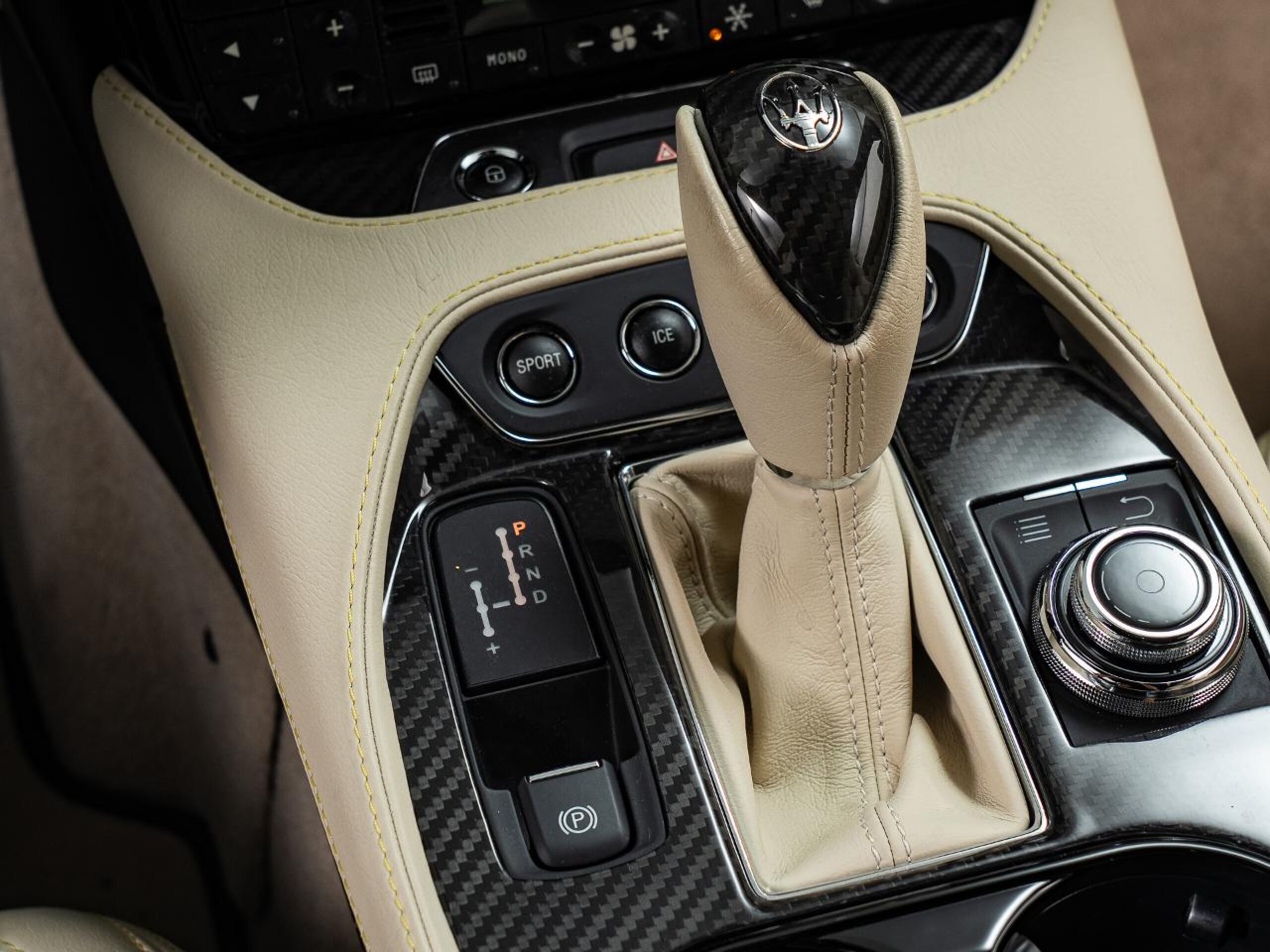 2019 Maserati GranTurismo Sport — Photo 42 / 49