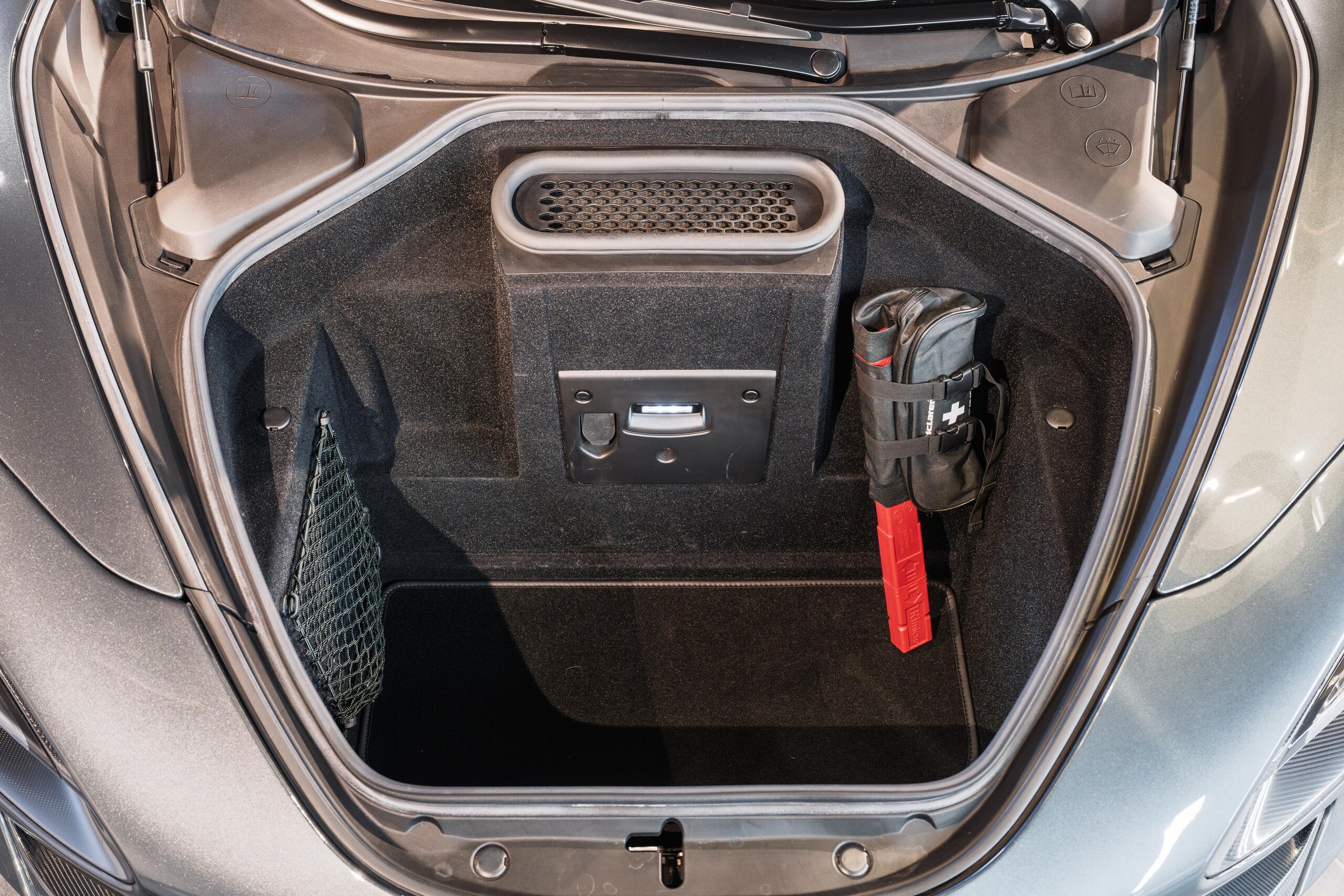 2019 McLaren 720S — Photo 14 / 41