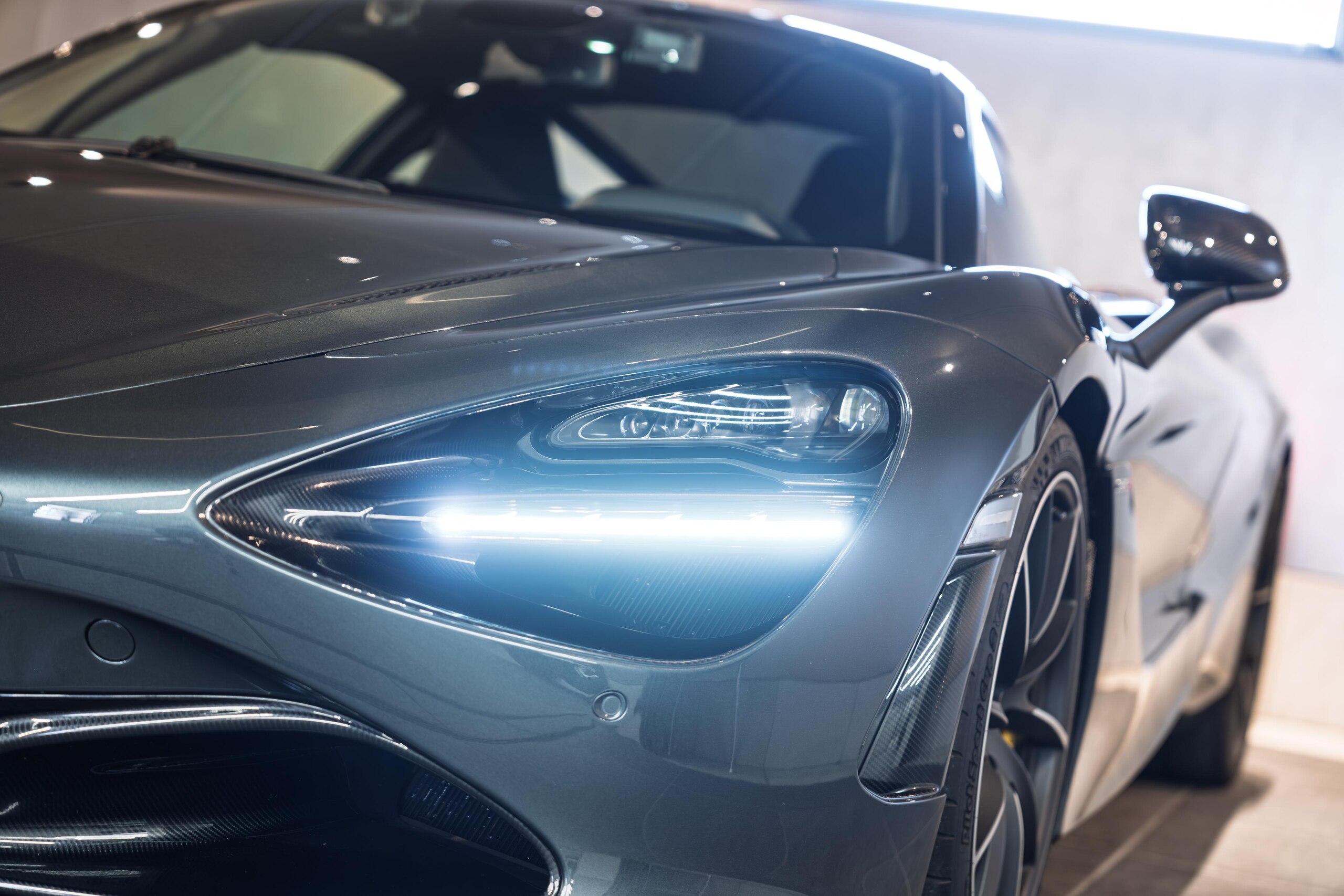 2019 McLaren 720S — Photo 17 / 41