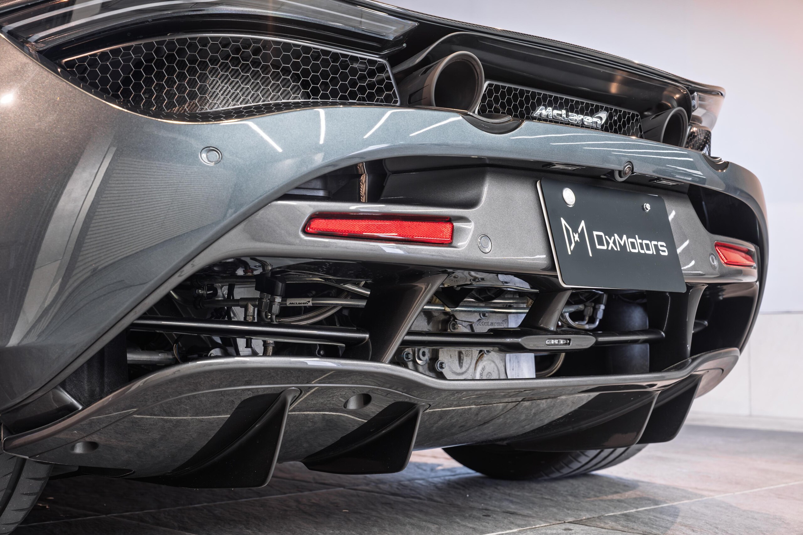 2019 McLaren 720S — Photo 30 / 41