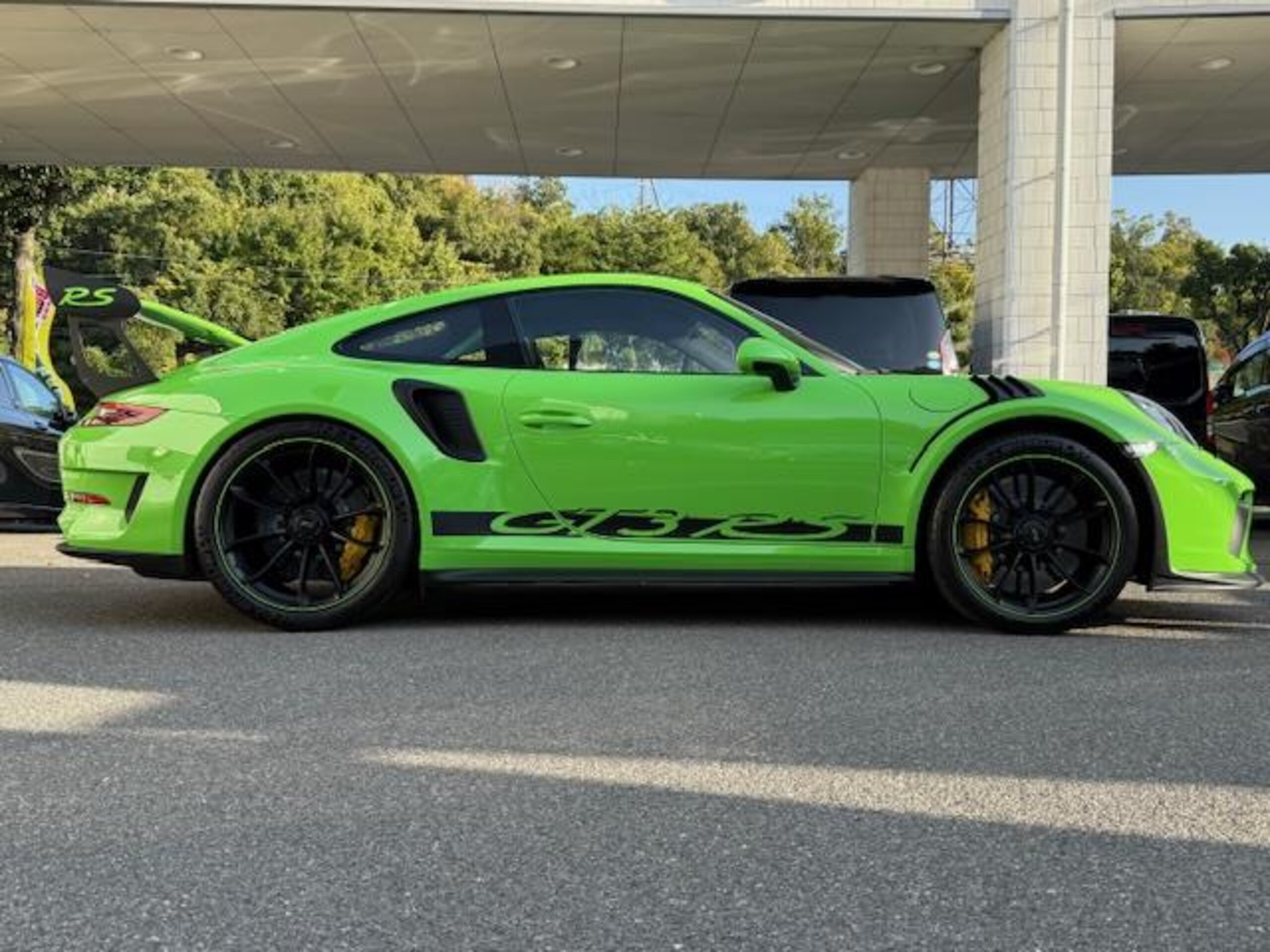 2019 Porsche 911 GT3 RS — Photo 6 / 38