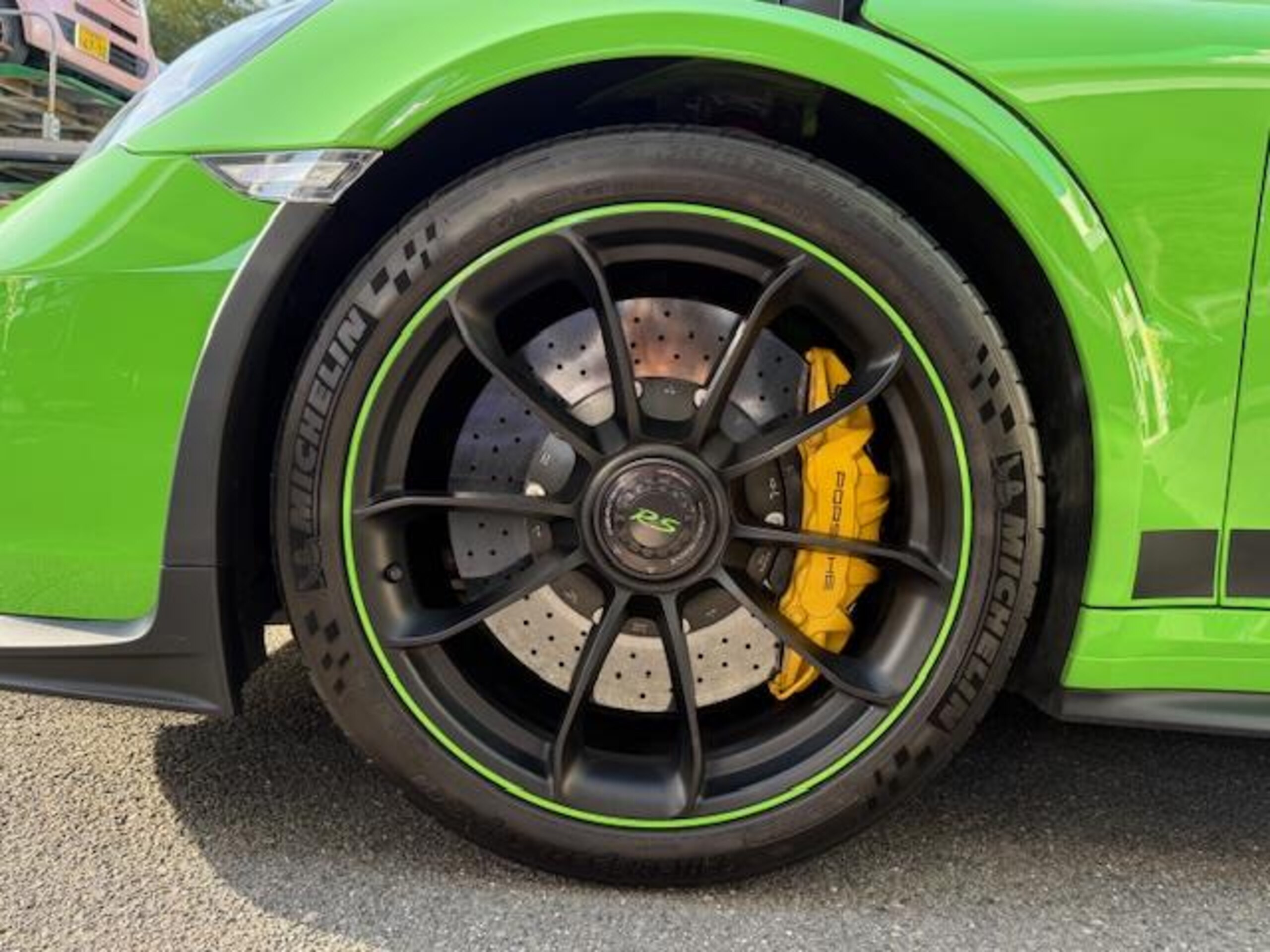 2019 Porsche 911 GT3 RS — Photo 15 / 38