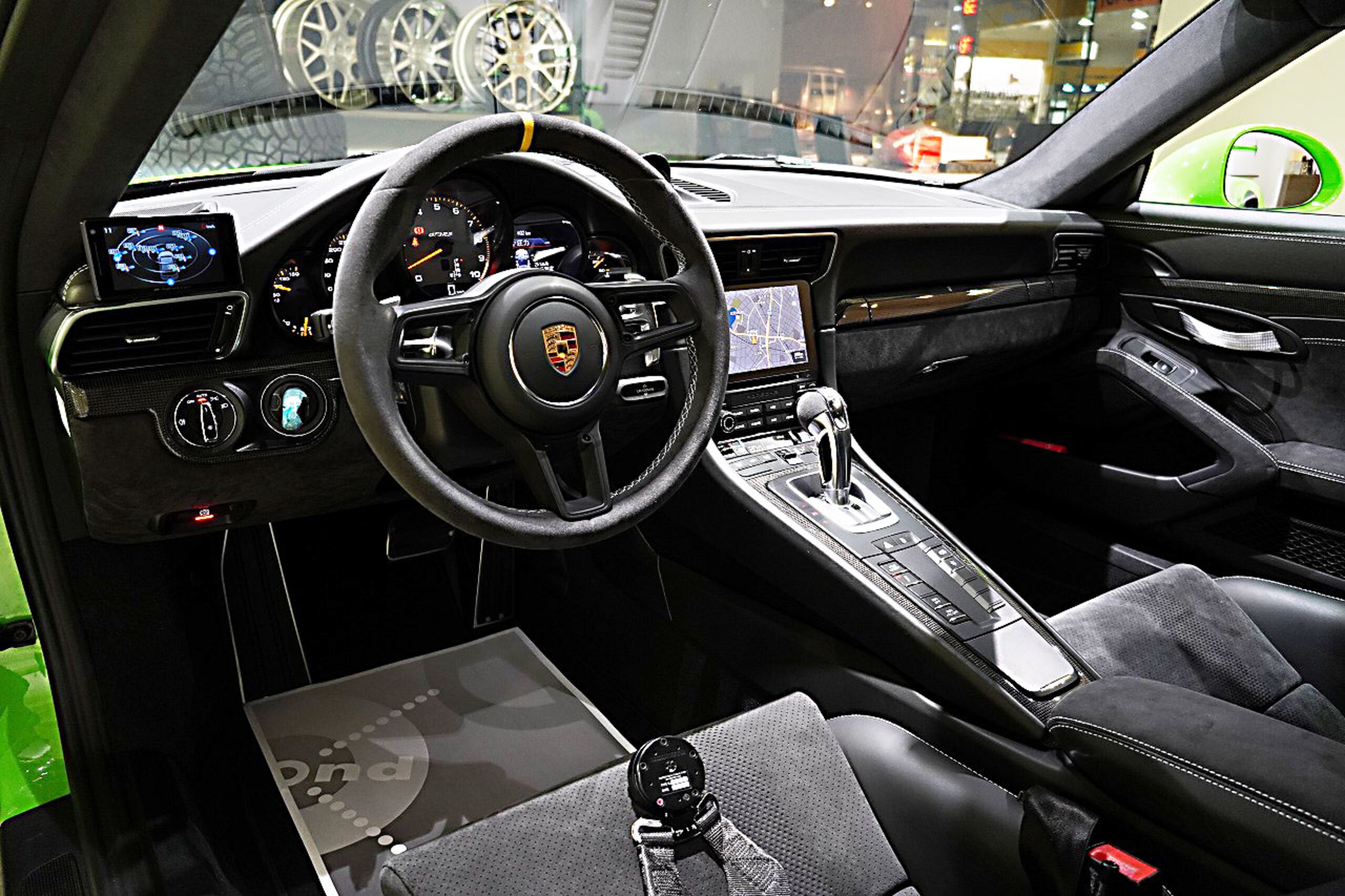 2019 Porsche 911 GT3 RS — Photo 7 / 24