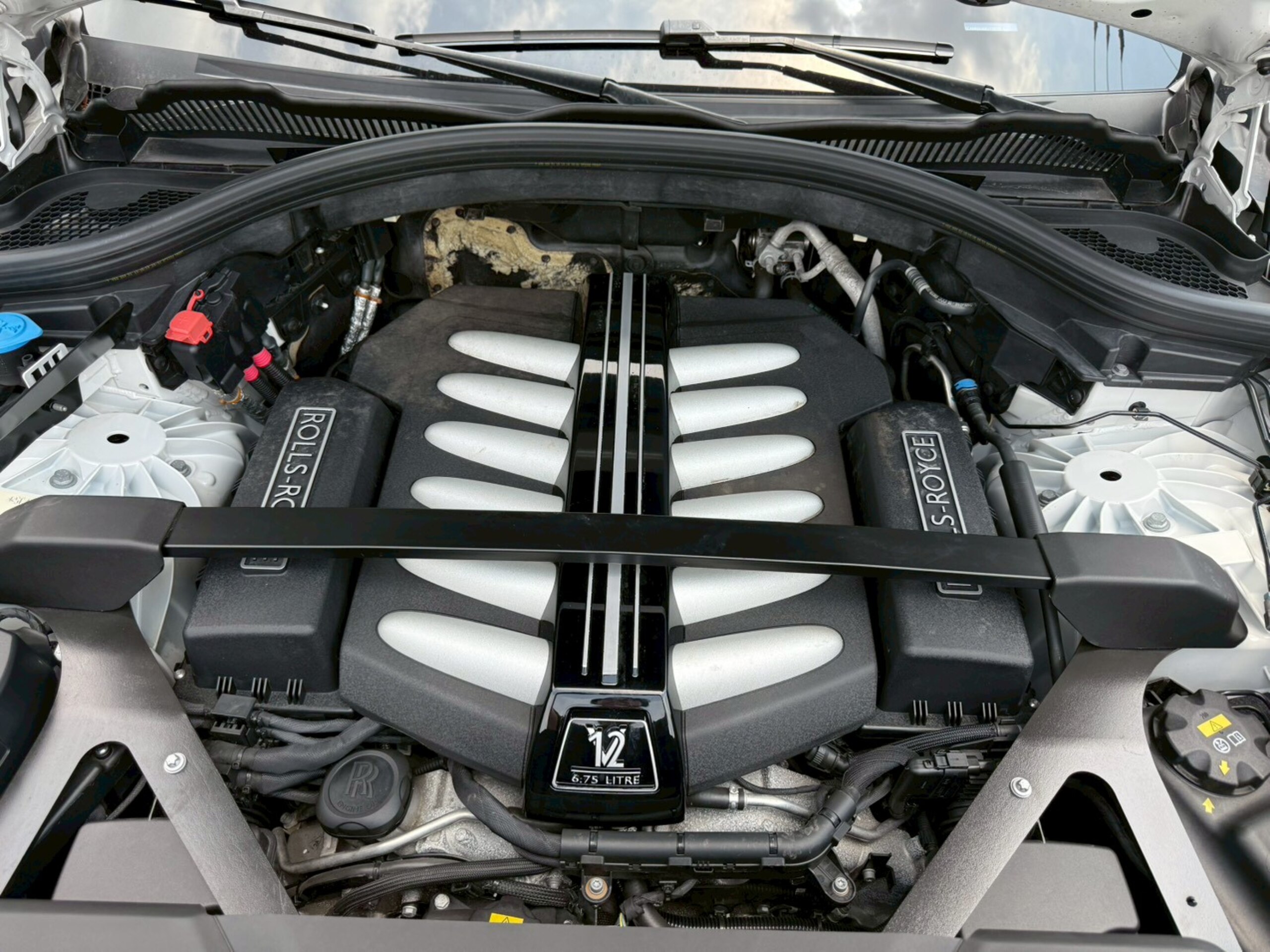 2019 Rolls-Royce Cullinan — Photo 30 / 31