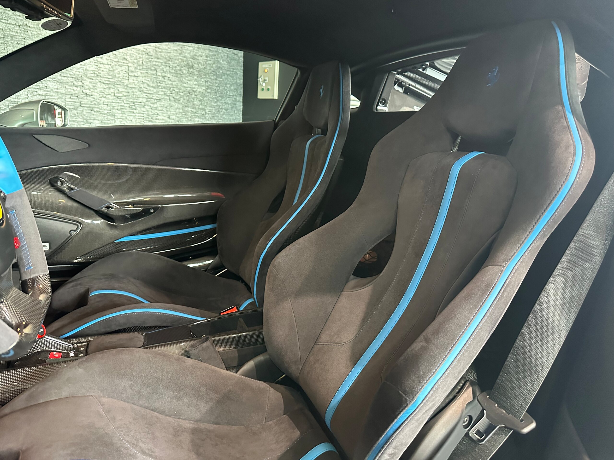 2020 Ferrari 488 Pista — Photo 13 / 34