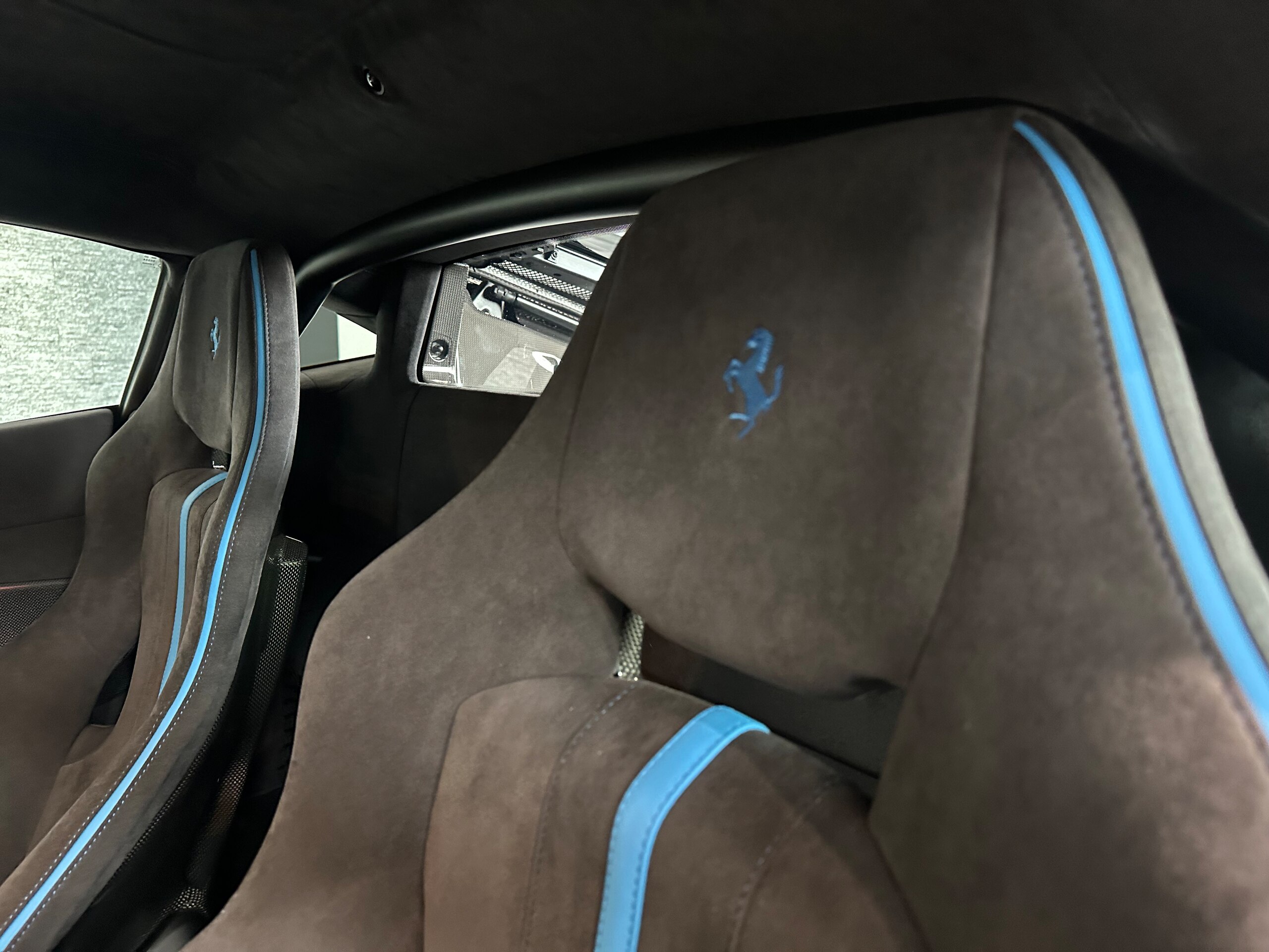 2020 Ferrari 488 Pista — Photo 21 / 34