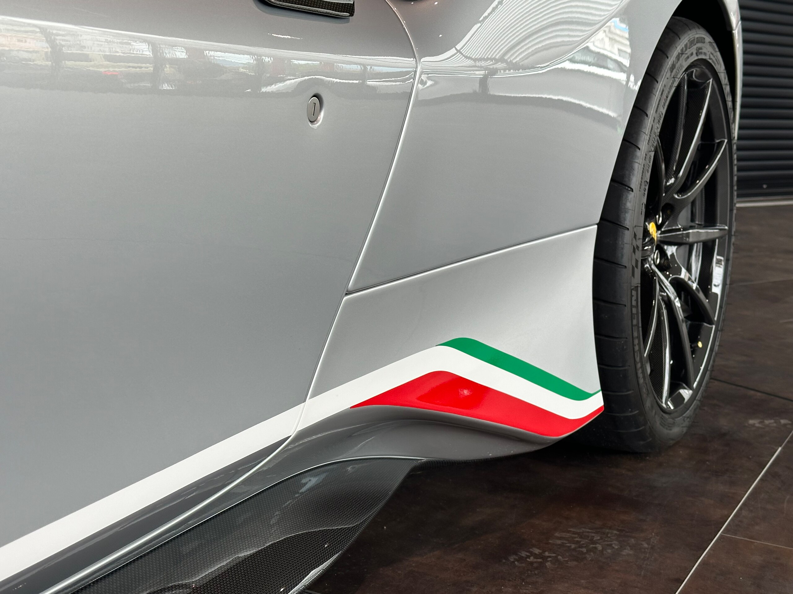 2020 Ferrari 488 Pista — Photo 33 / 34