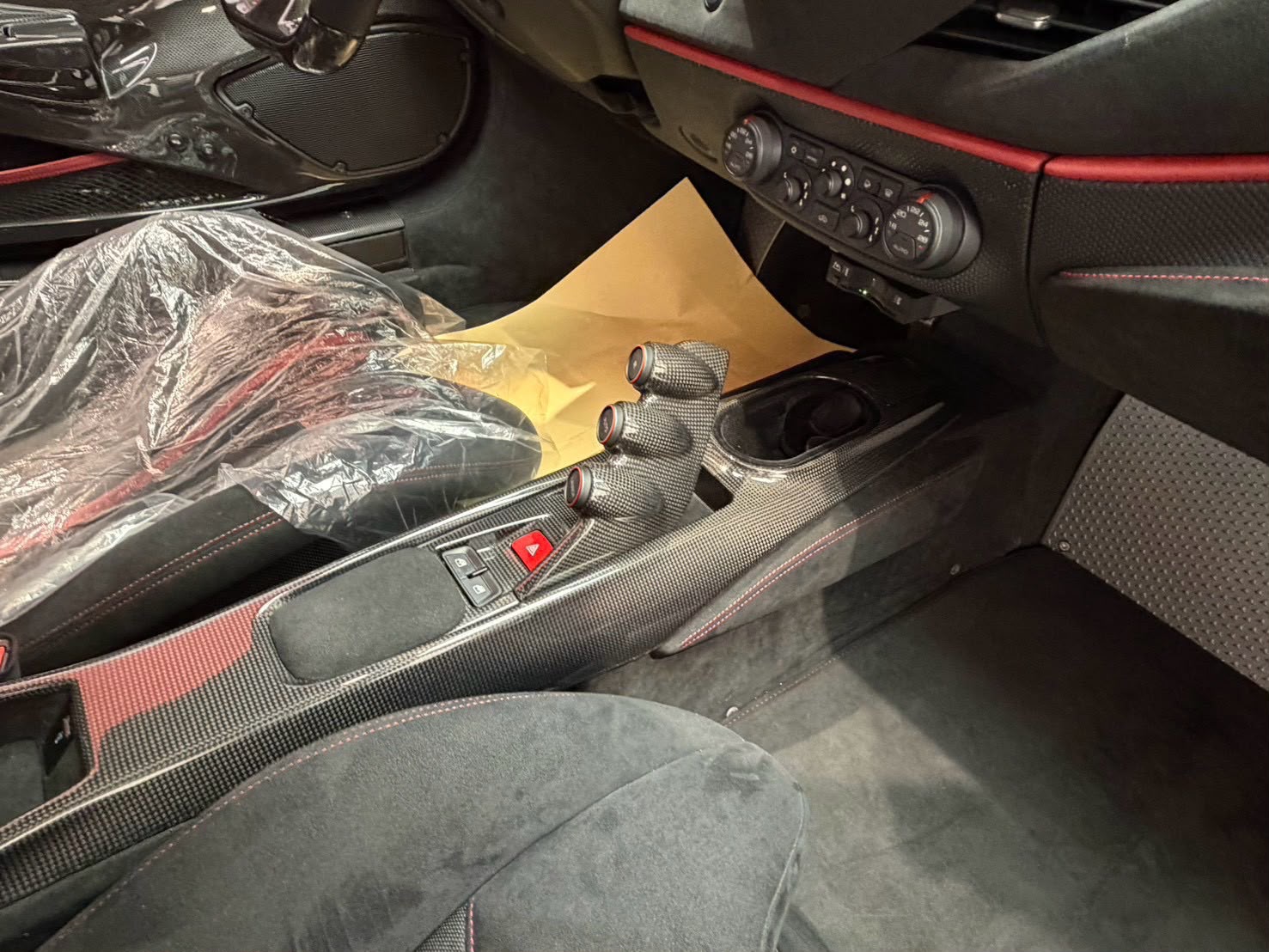 2020 Ferrari 488 Pista — Photo 9 / 19