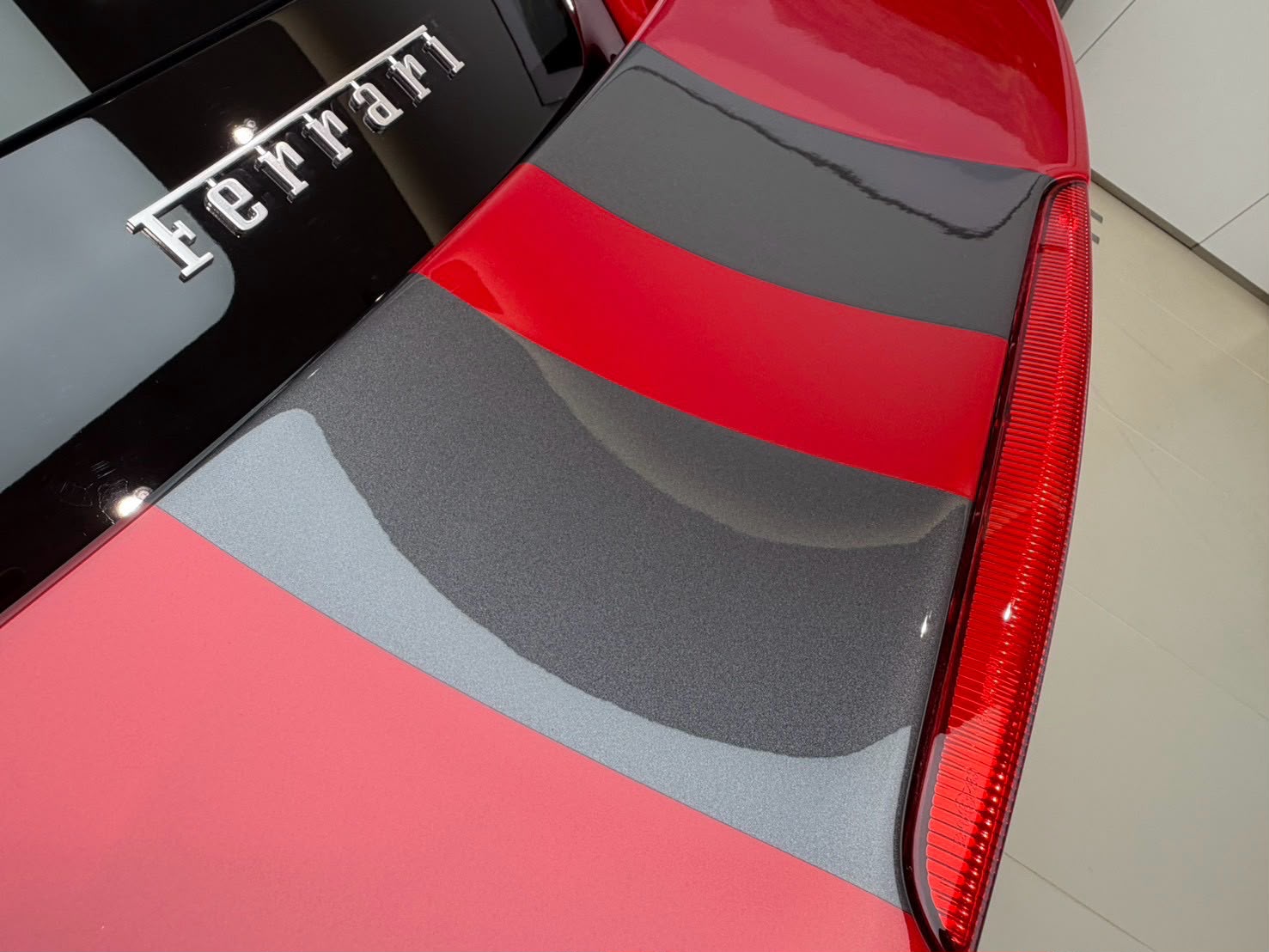 2020 Ferrari 488 Pista — Photo 13 / 19
