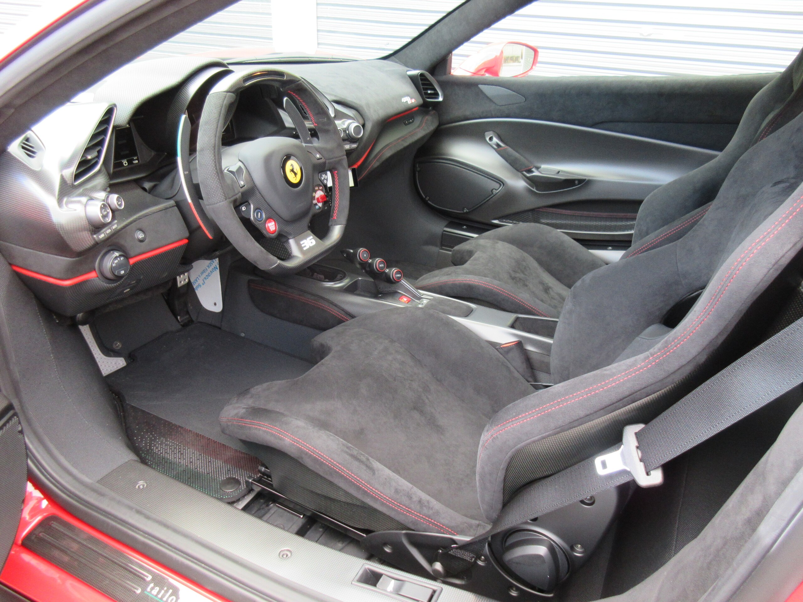 2020 Ferrari 488 Pista Piloti — Photo 8 / 18