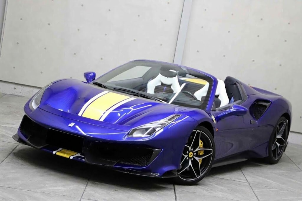 2020 Ferrari 488 Pista Spider Carbon fiber front air vents for sale in Japan