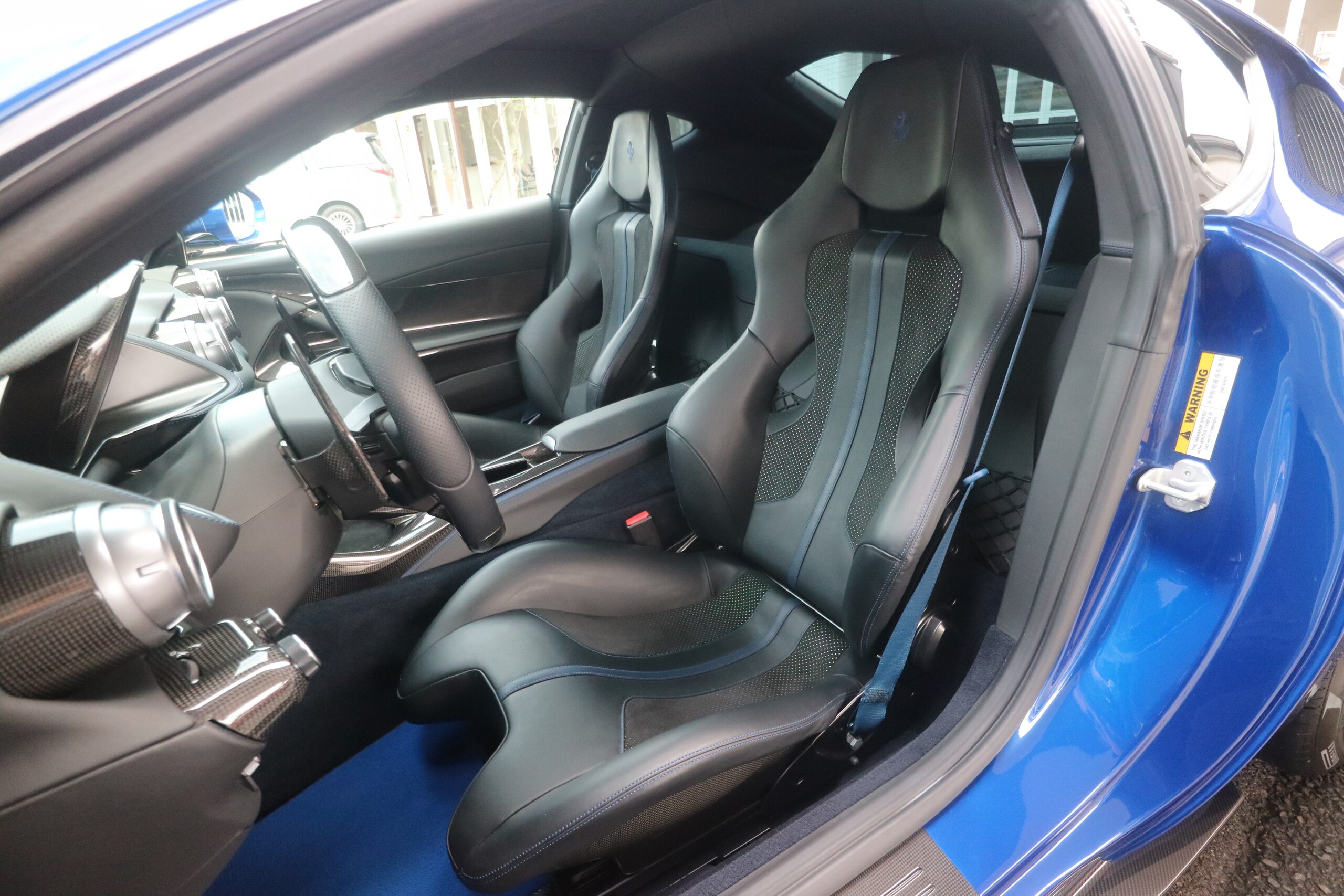 2020 Ferrari 812 Superfast — Photo 7 / 27