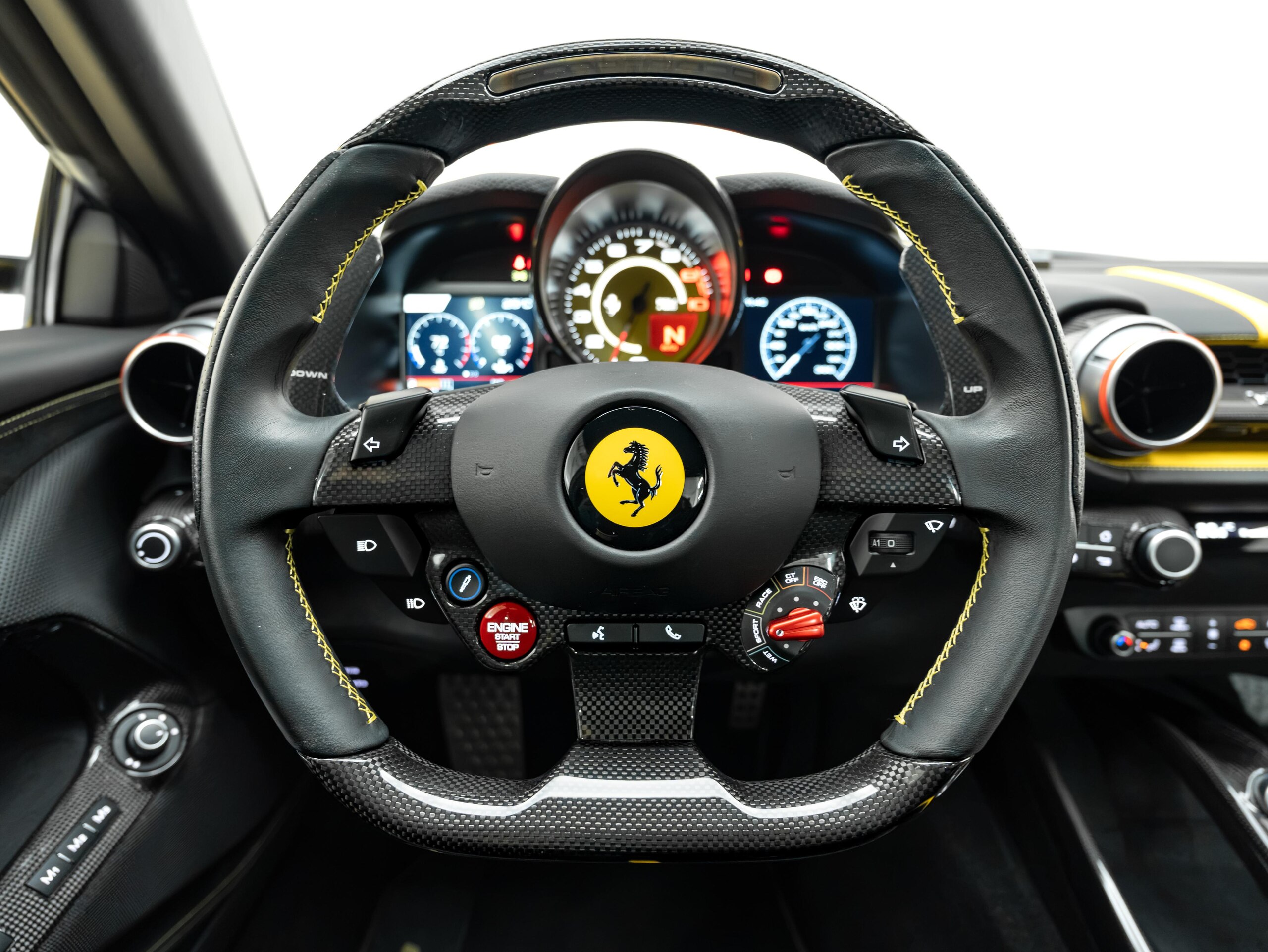2020 Ferrari 812 Superfast — Photo 8 / 29