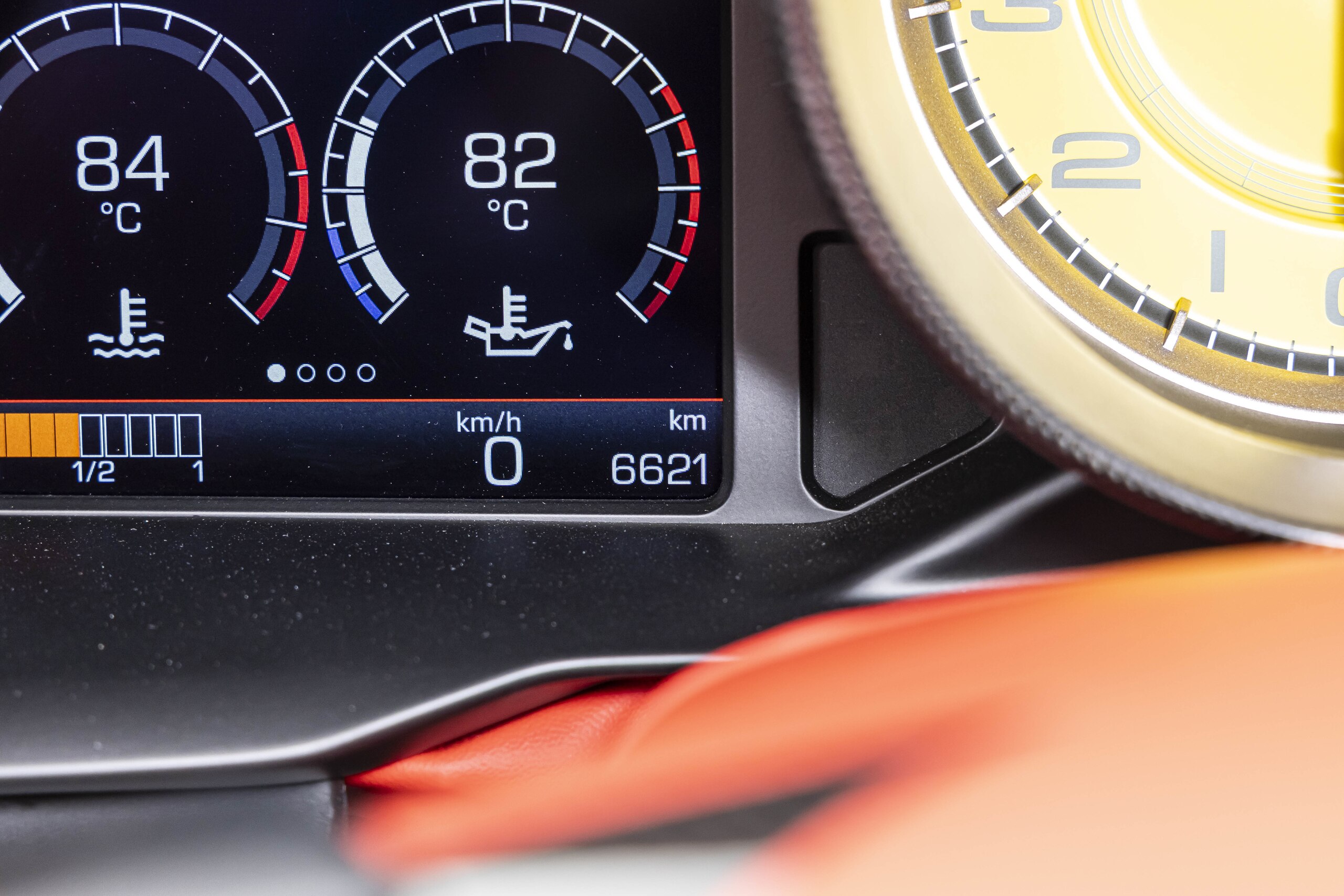 2020 Ferrari F8 Spider — Photo 22 / 32