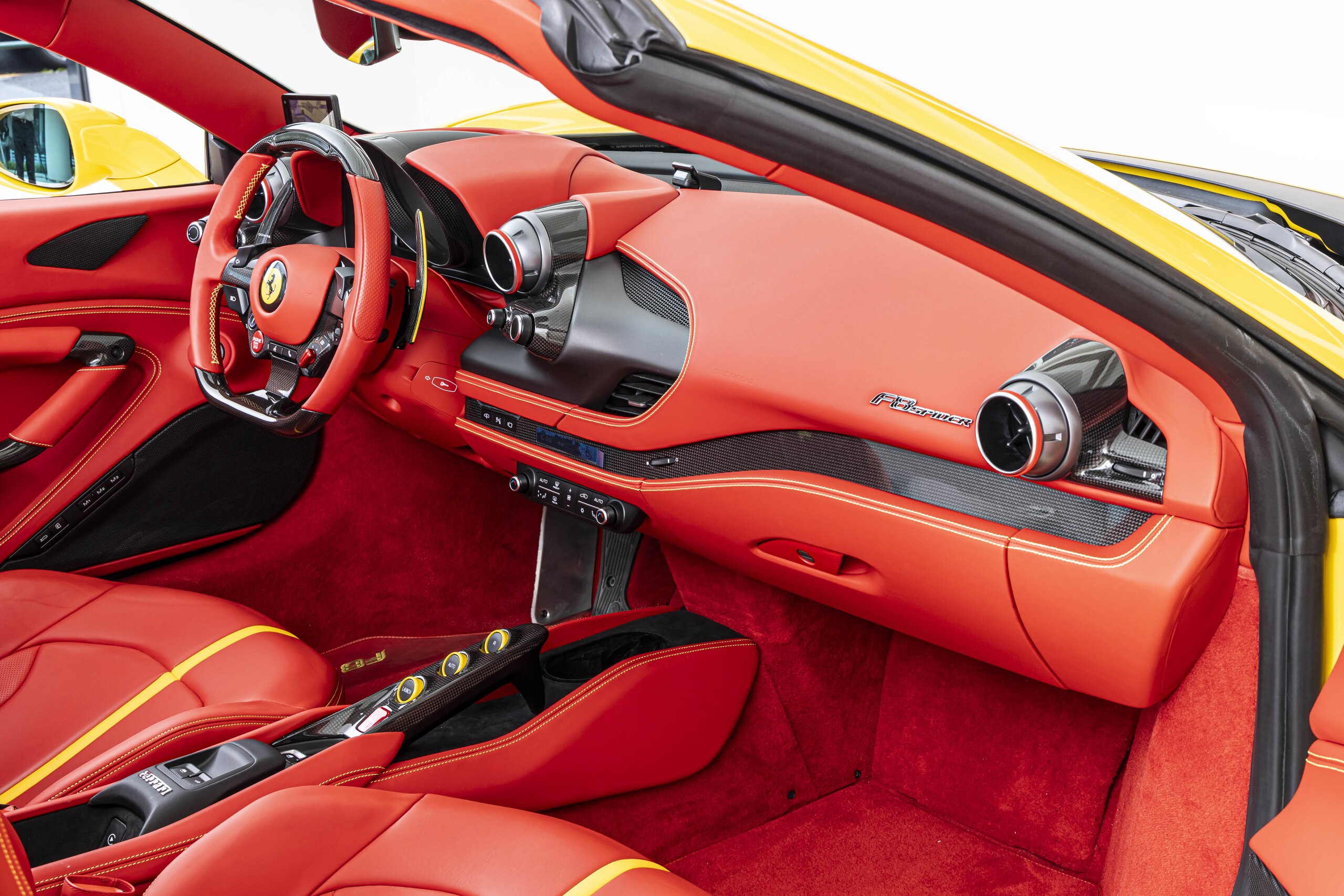 2020 Ferrari F8 Spider — Photo 25 / 32