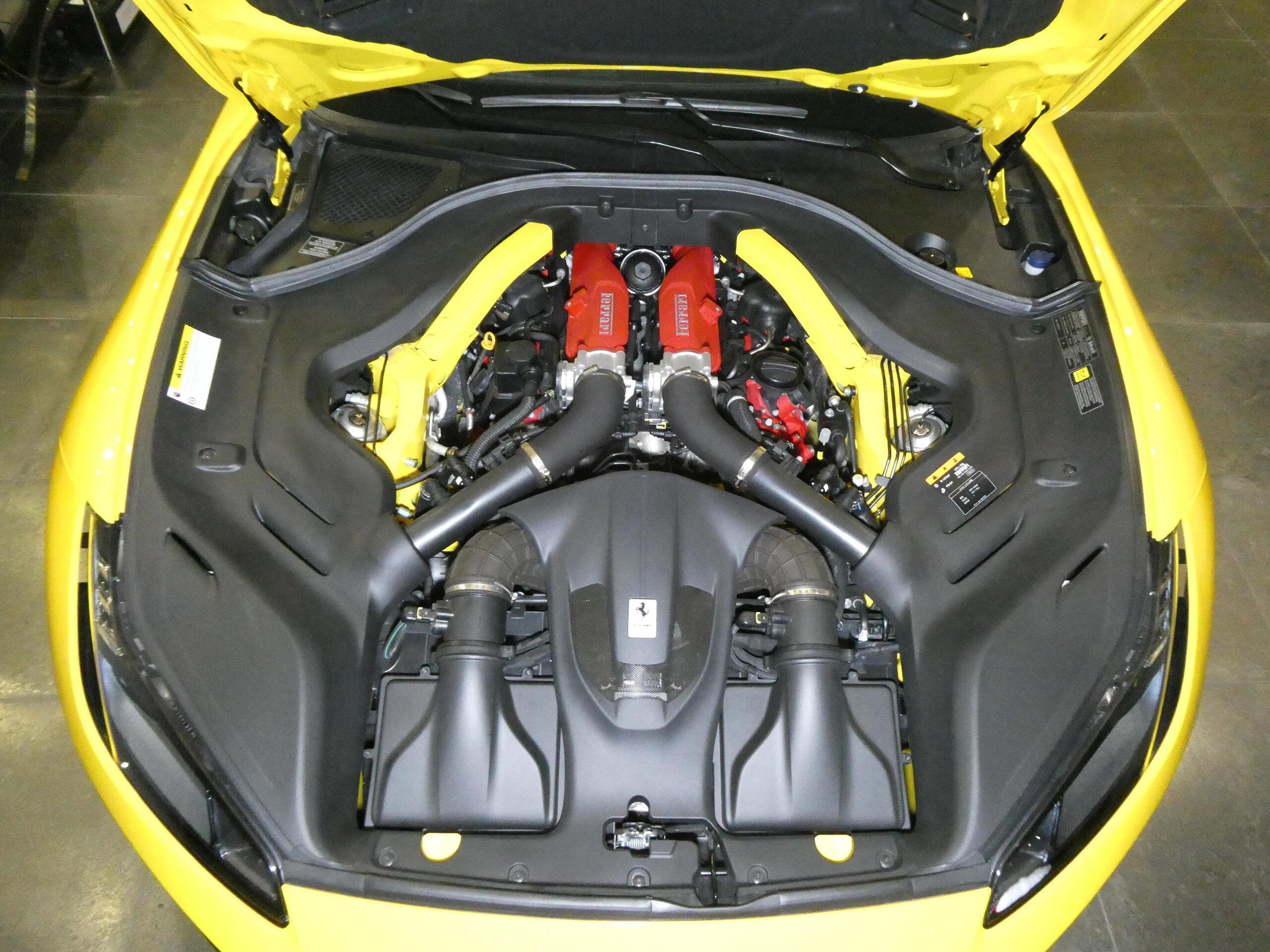 2020 Ferrari Portofino — Photo 31 / 80