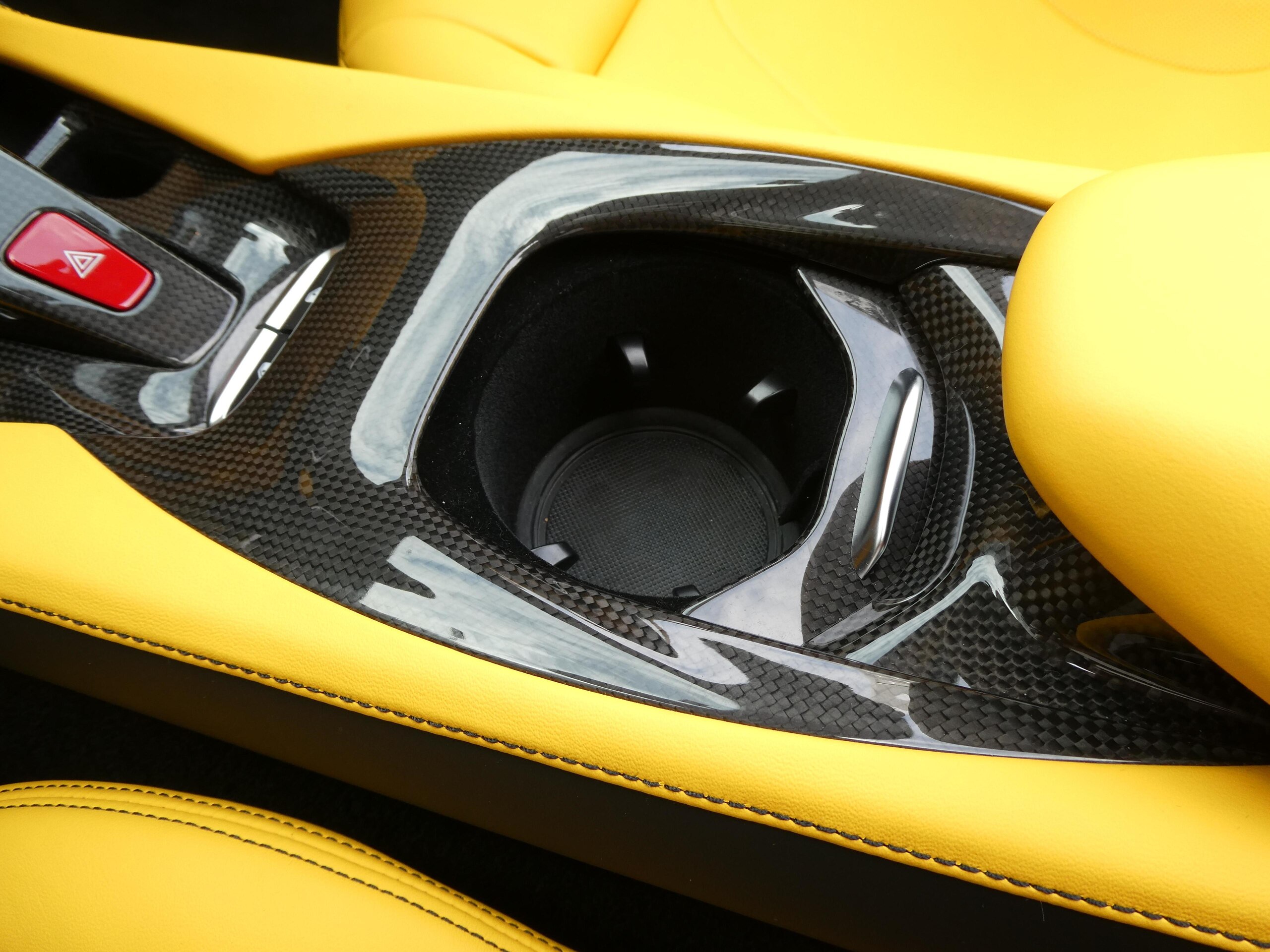 2020 Ferrari Portofino — Photo 44 / 80