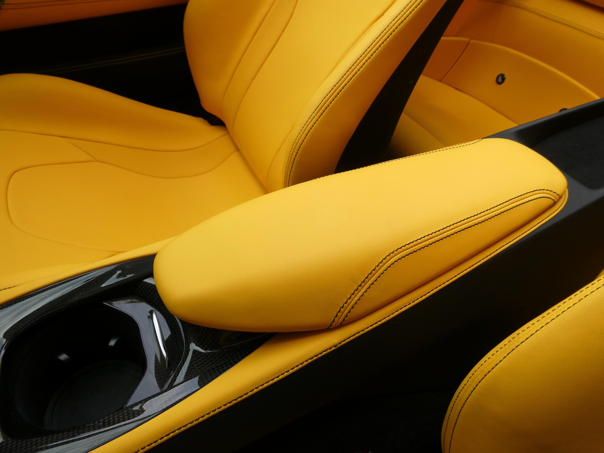 2020 Ferrari Portofino — Photo 46 / 80