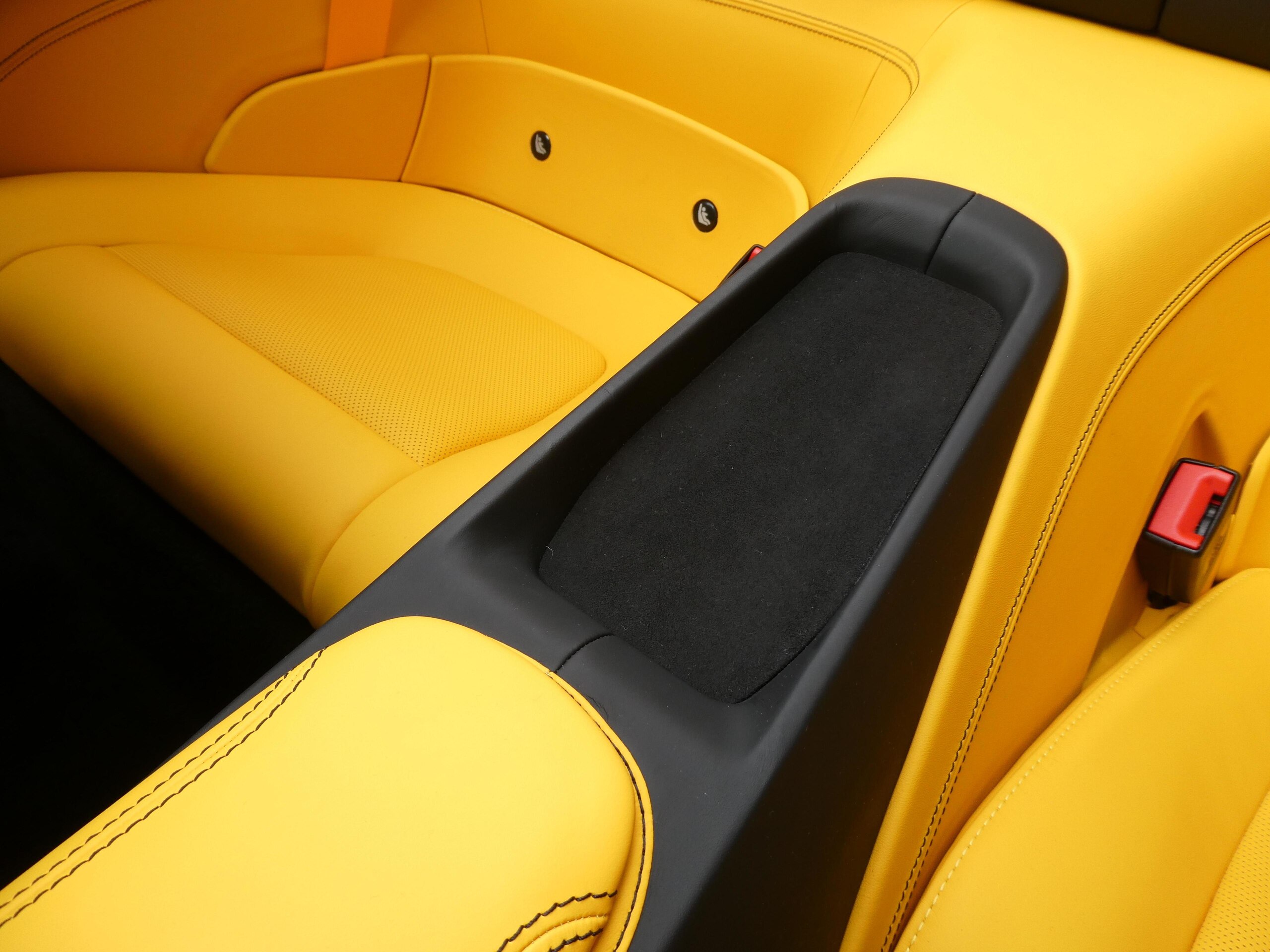 2020 Ferrari Portofino — Photo 48 / 80