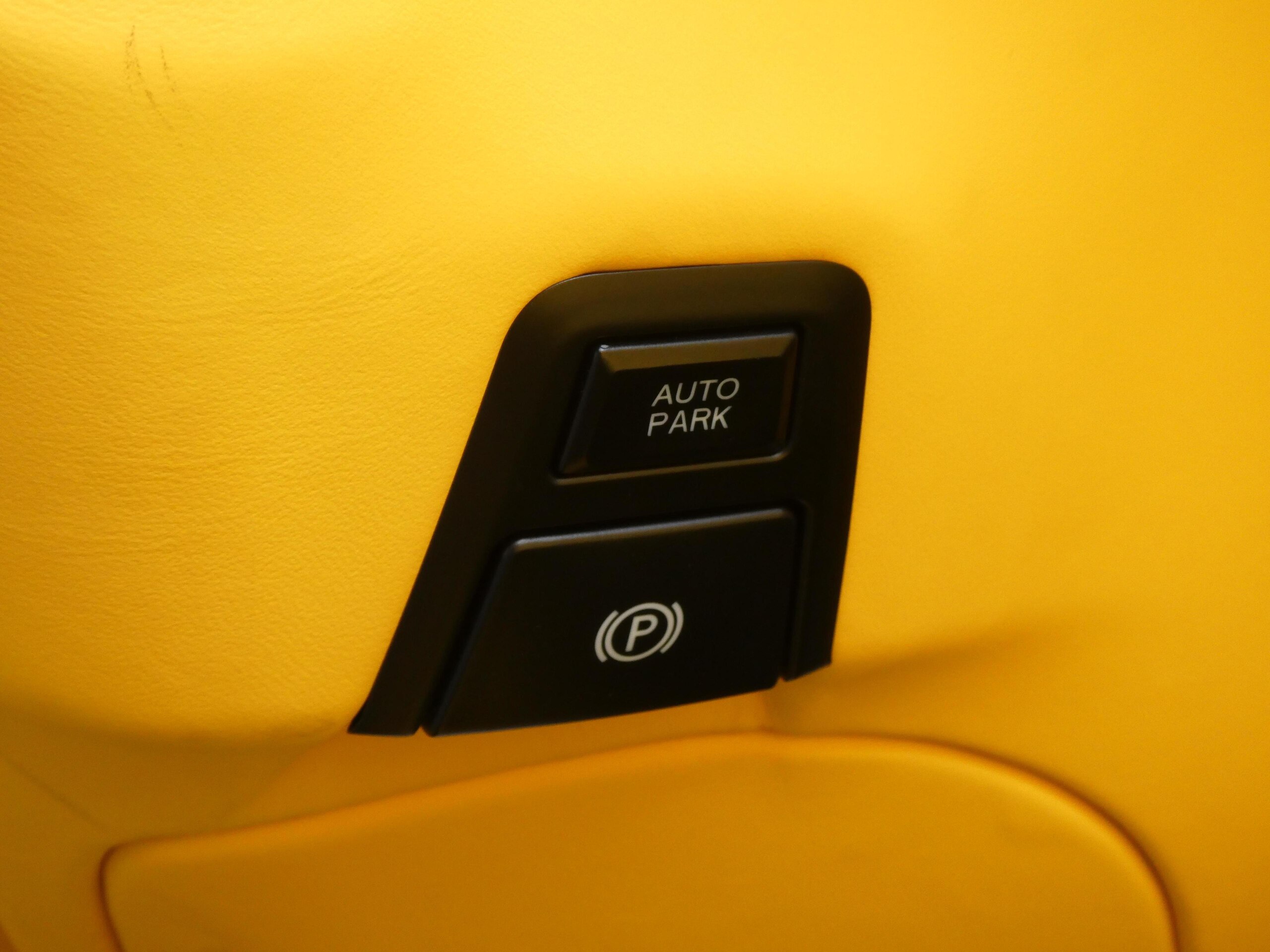 2020 Ferrari Portofino — Photo 53 / 80