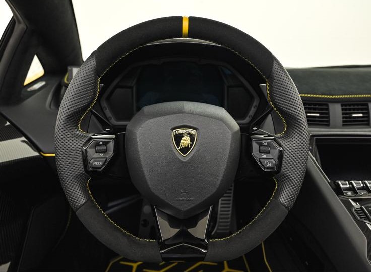 2020 Lamborghini Aventador SVJ Roadster — Photo 6 / 28