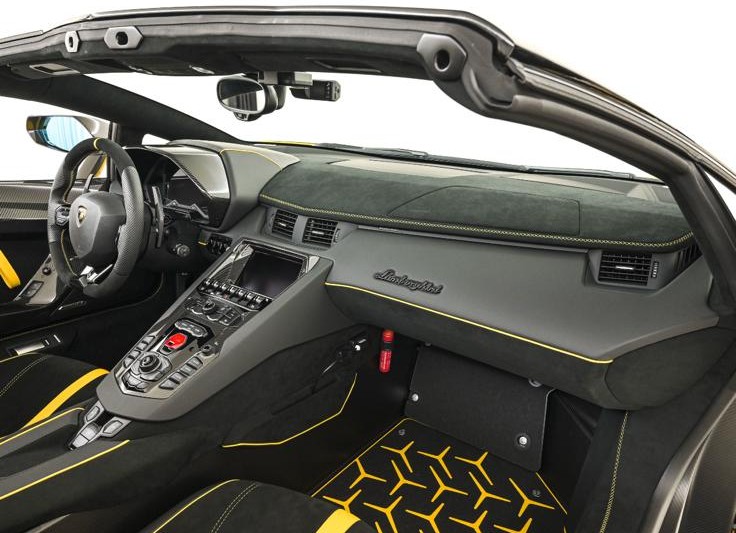2020 Lamborghini Aventador SVJ Roadster — Photo 23 / 28
