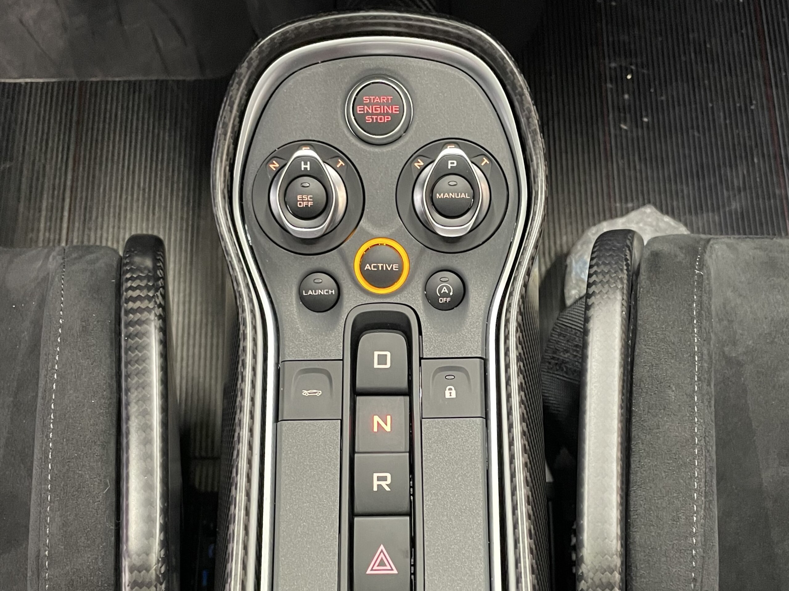 2020 McLaren 620R — Photo 17 / 22