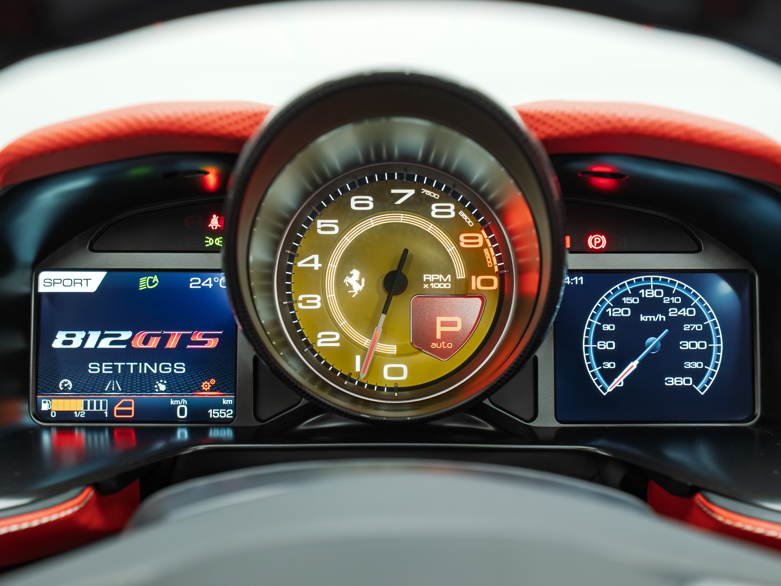 2021 Ferrari 812GTS — Photo 11 / 27