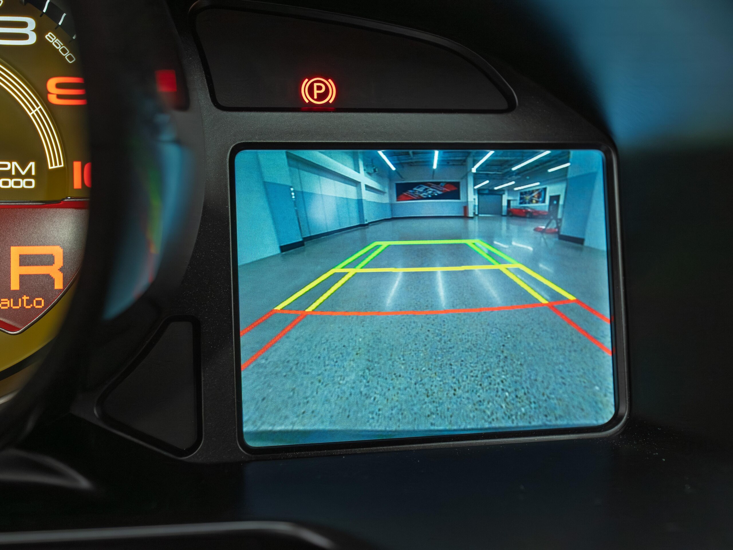 2021 Ferrari 812GTS — Photo 12 / 27