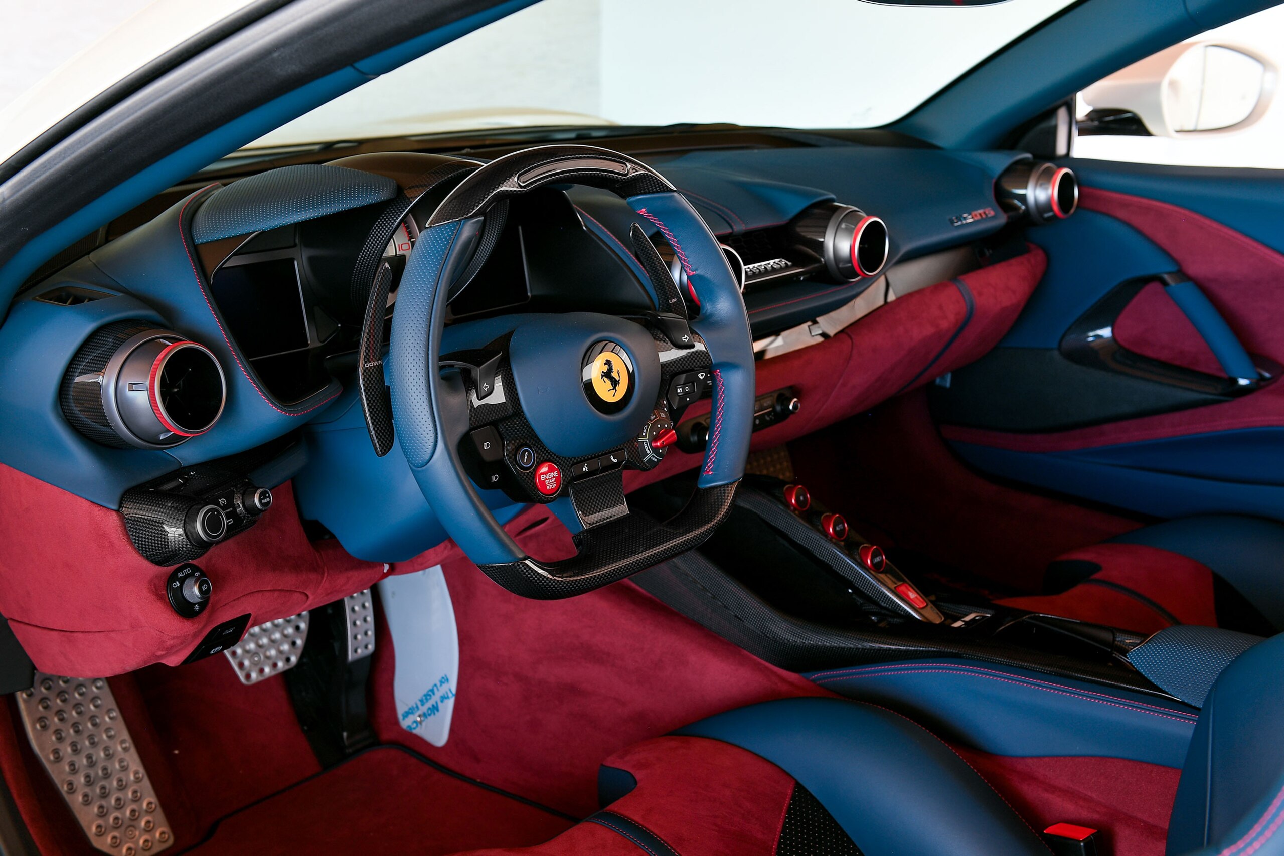 2021 Ferrari 812GTS — Photo 8 / 16