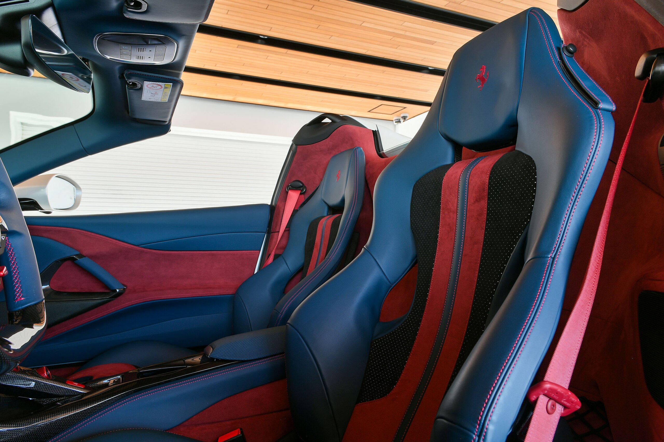 2021 Ferrari 812GTS — Photo 9 / 16