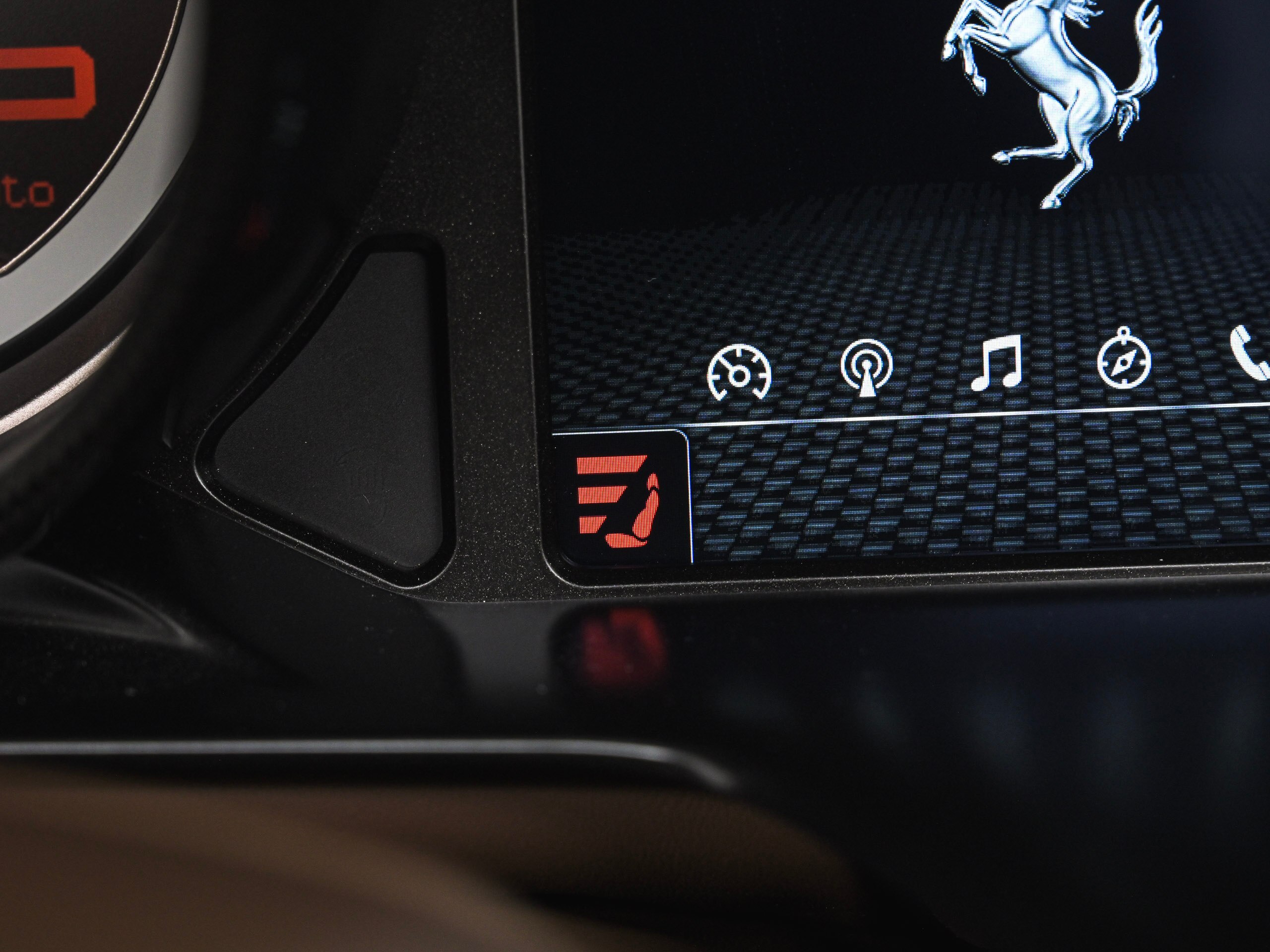 2021 Ferrari 812GTS — Photo 22 / 29